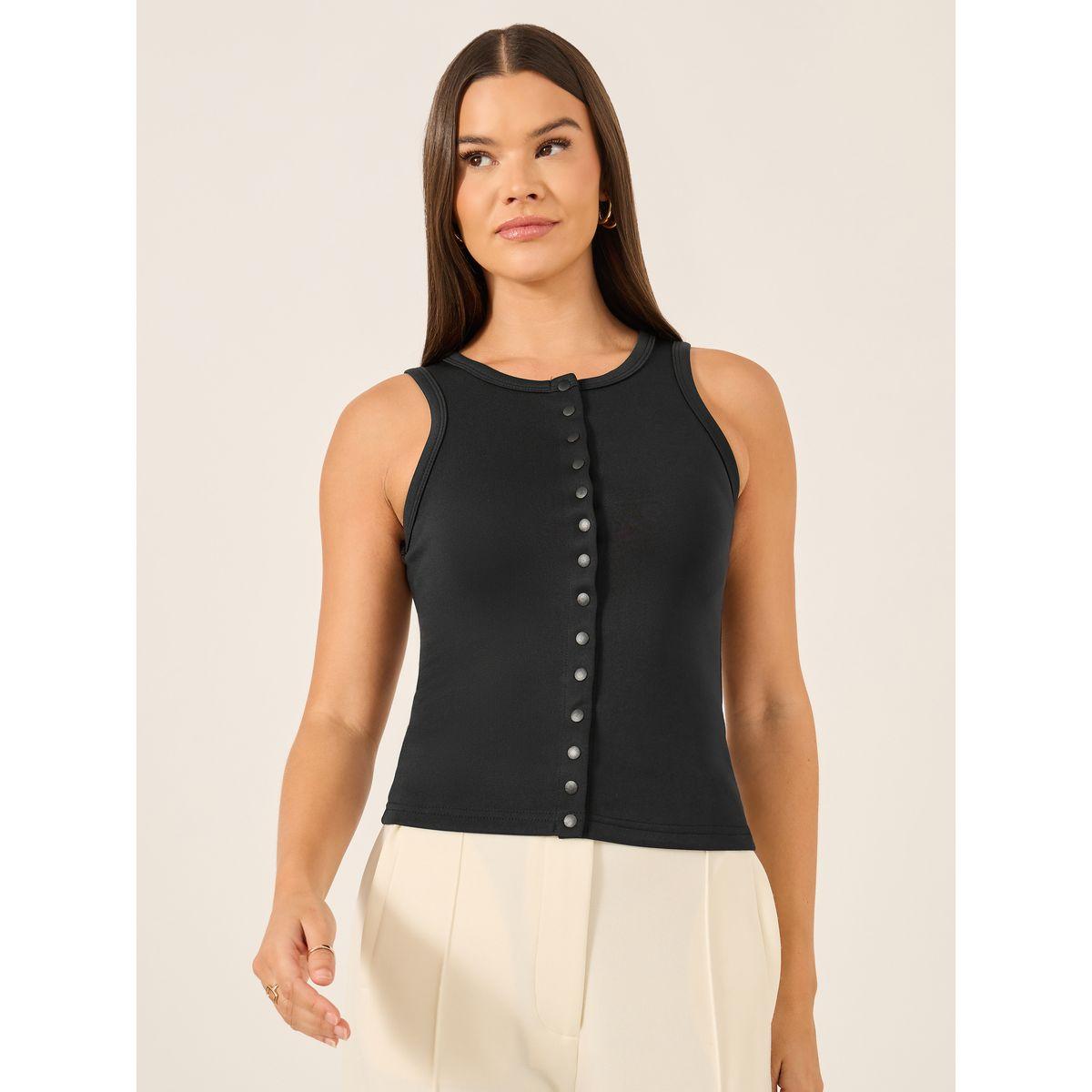 بلوزة بياقة دائرية مع تفاصيل أزرار-women-clothing-tshirts-image-3