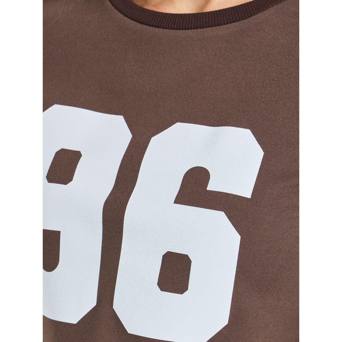 تيشيرت مُجسم قصير بطبعة فارسيتي وأكمام قصيرة-women-clothing-tshirts-image-4