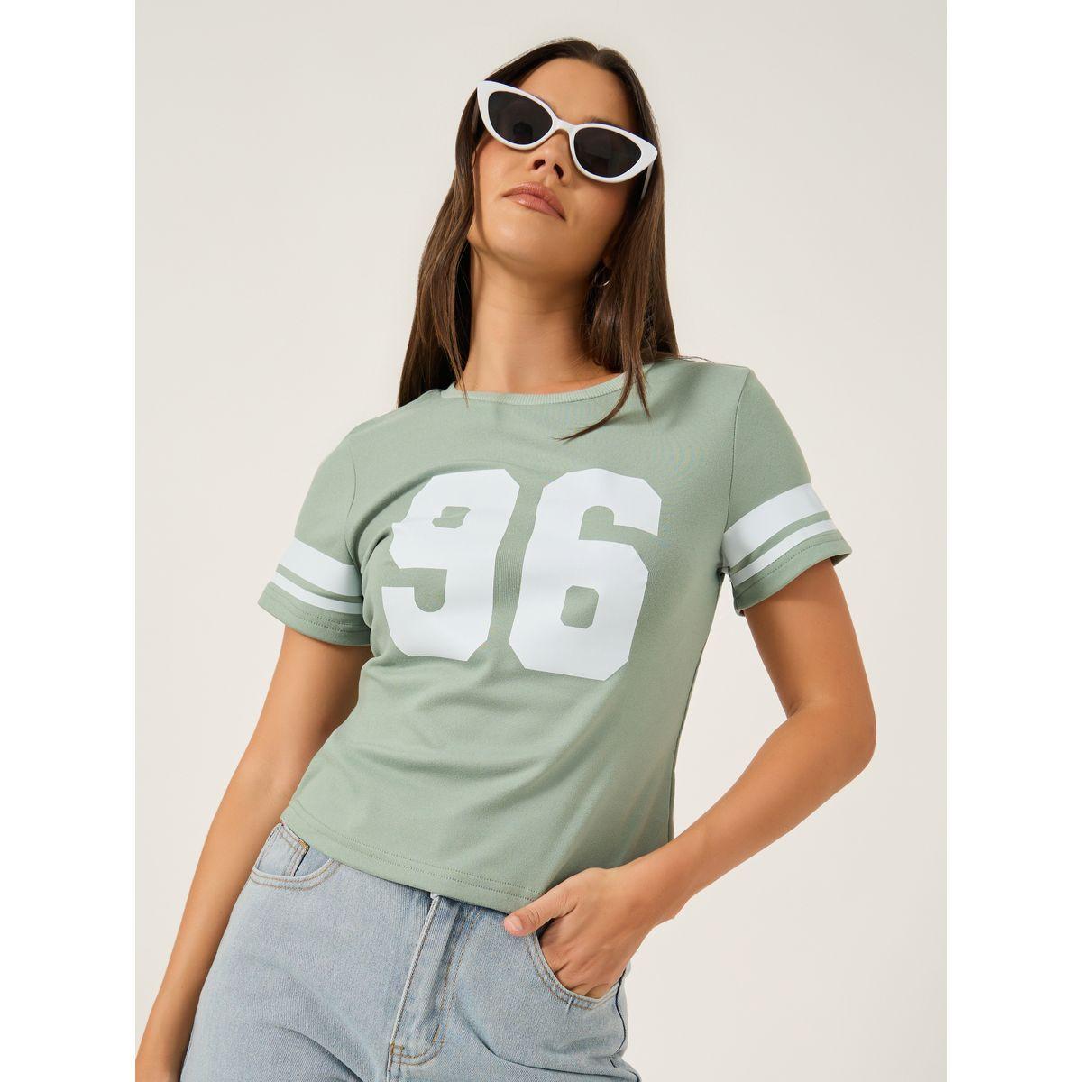 تيشيرت مُجسم قصير بطبعة فارسيتي وأكمام قصيرة-women-clothing-tshirts-image-1