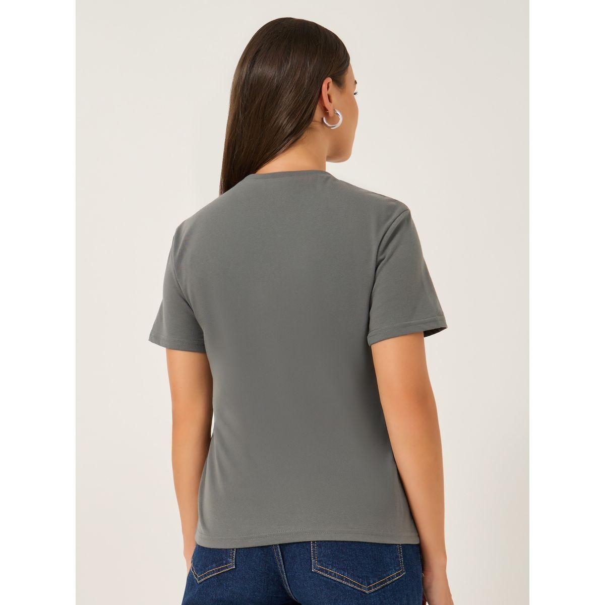 تيشيرت فضفاض بتفاصيل مُطرّزة وأكمام قصيرة-women-clothing-tshirts-image-4