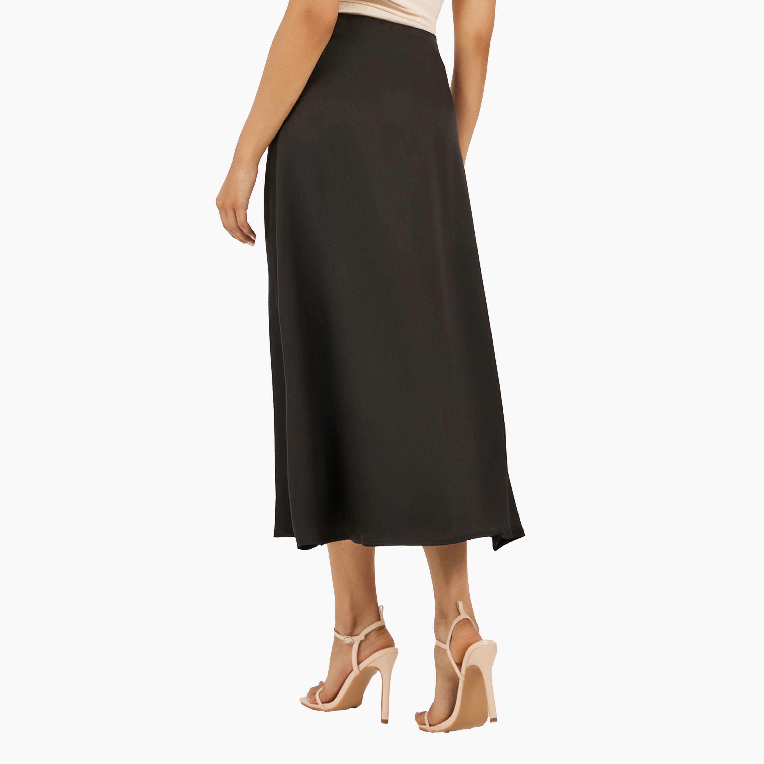 ستايلي-  تنورة ماكسي واسعة من الساتان الأسود-women-clothing-bottoms-skirts-image-4