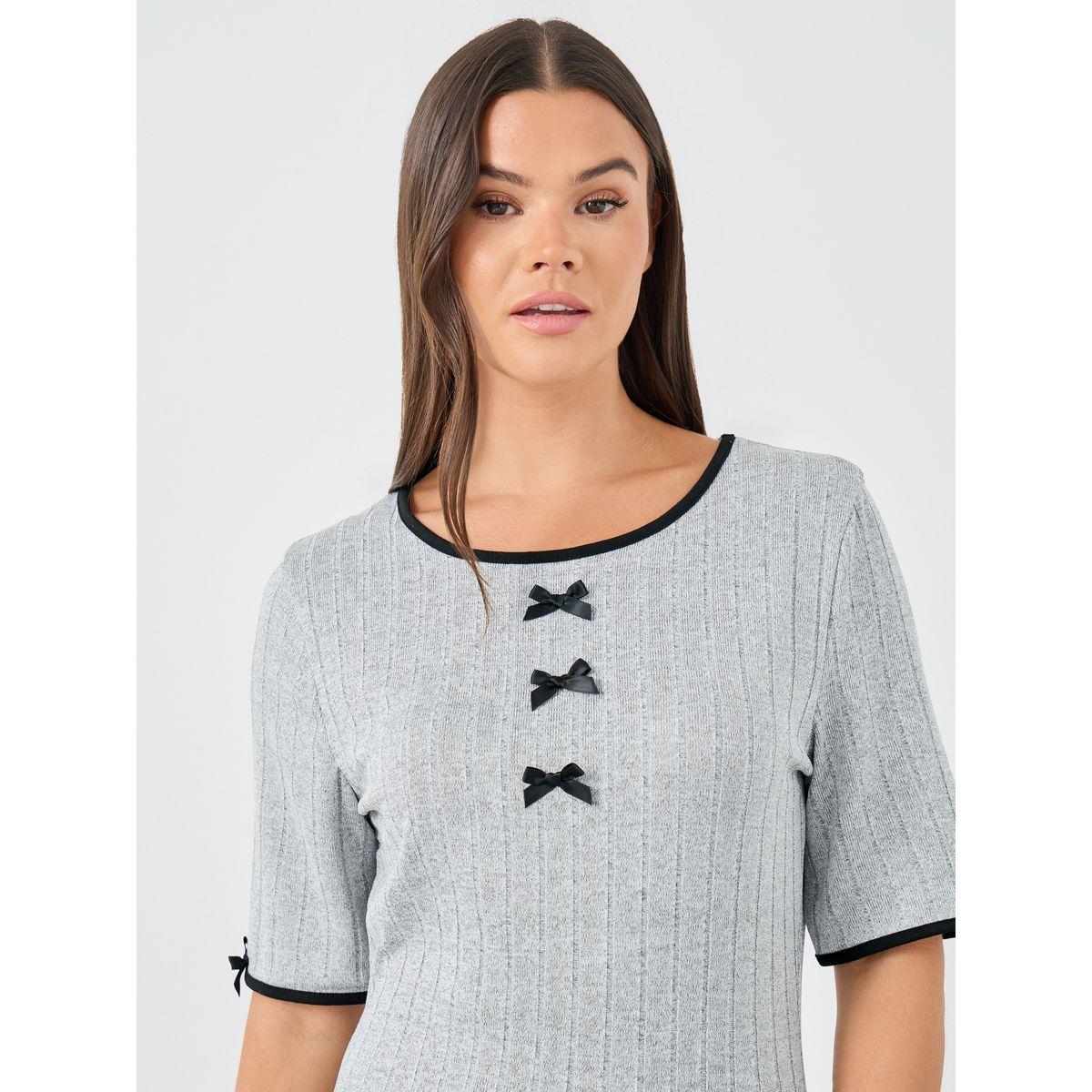 قميص نوم بتفاصيل بارزة الملمس ومزين بفيونكة-women-clothing-nightwear-nighties-image-3