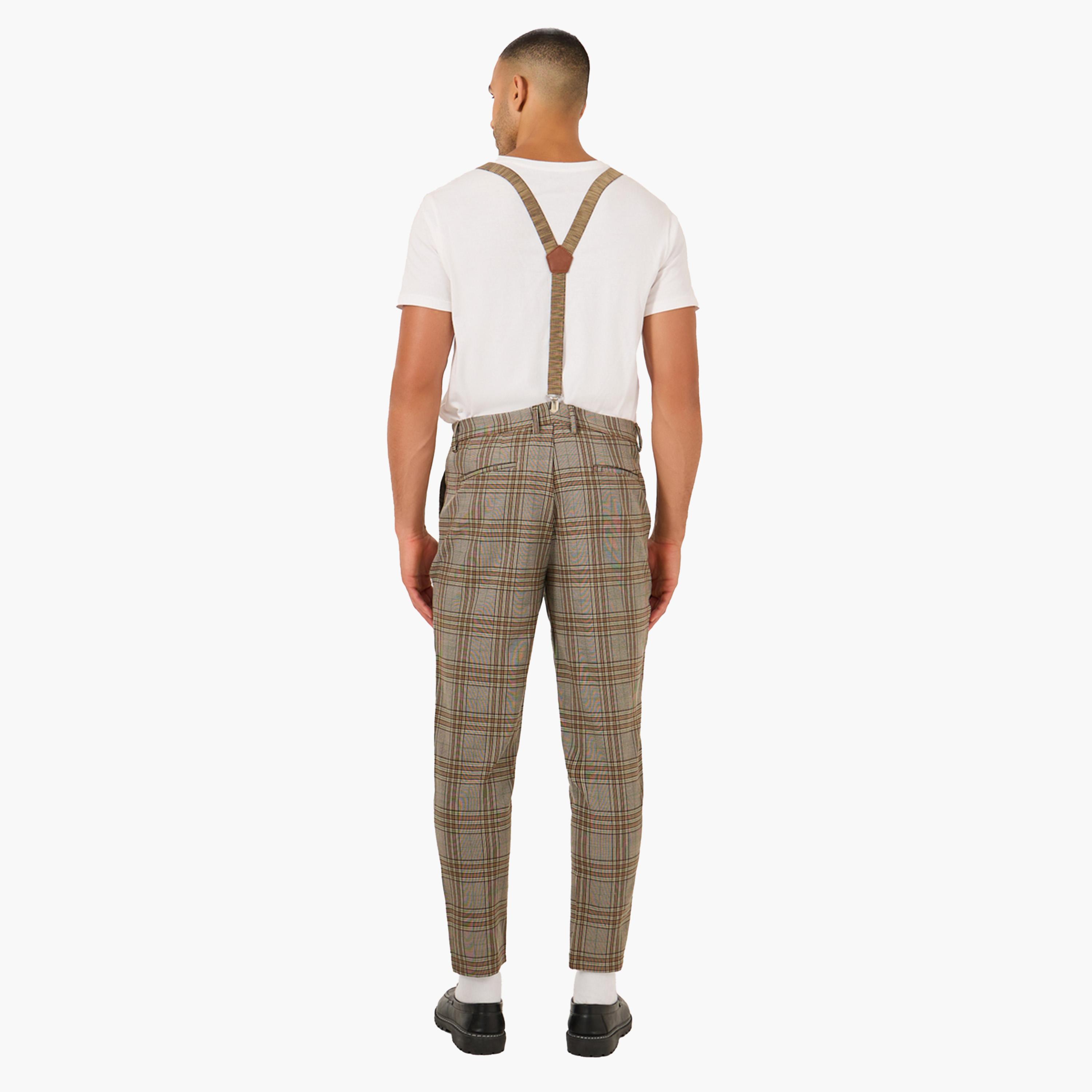 ستايلي - بنطال مربعات بجيوب مائلة وقصّة مريحة مع شيالات-men-clothing-bottoms-trousersandchinos-trousers-image-4