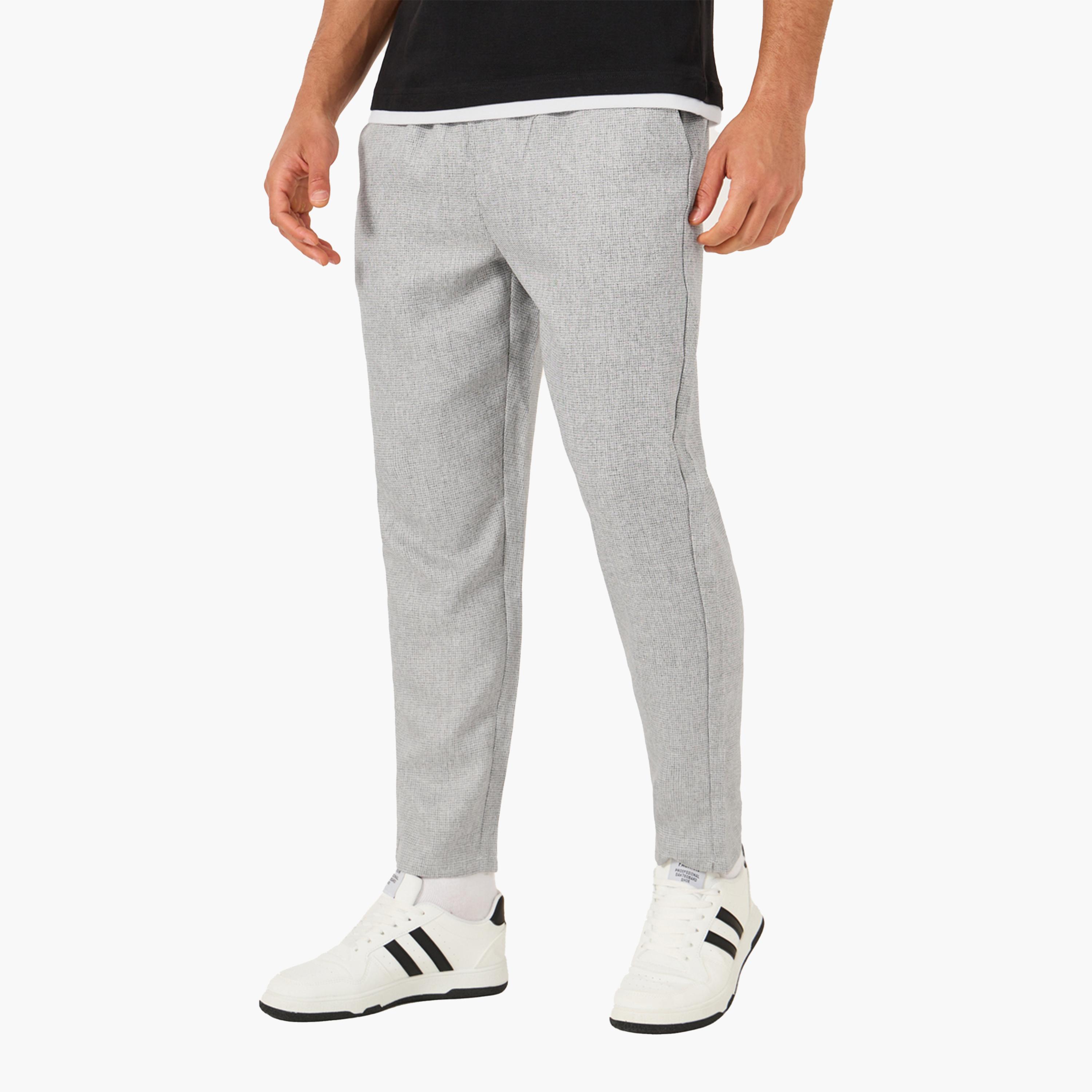 Styli Solid Drawstring Waist Relaxed Fit Pants-men-clothing-bottoms-trousersandchinos-trousers-image-1