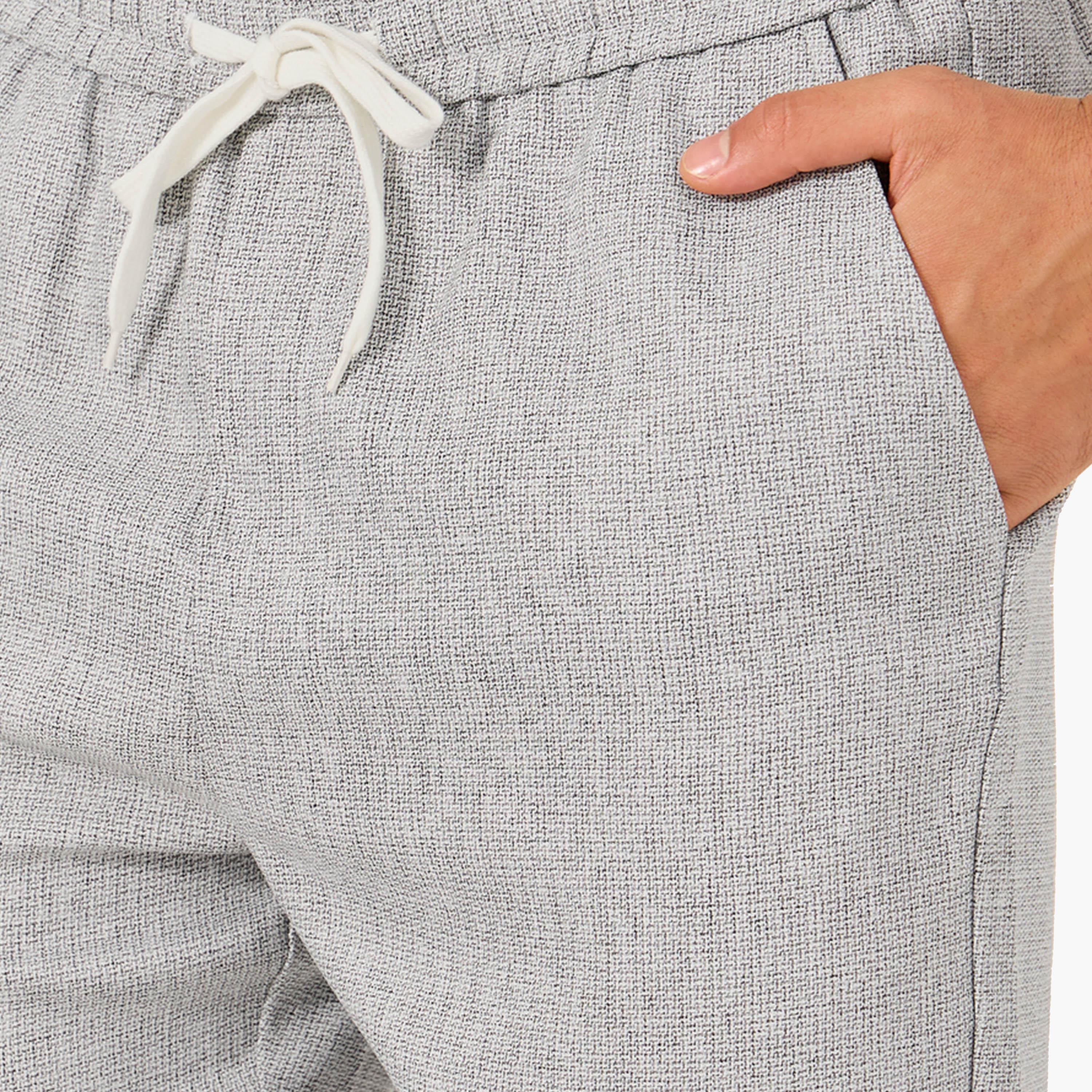 Styli Solid Drawstring Waist Relaxed Fit Pants-men-clothing-bottoms-trousersandchinos-trousers-image-3