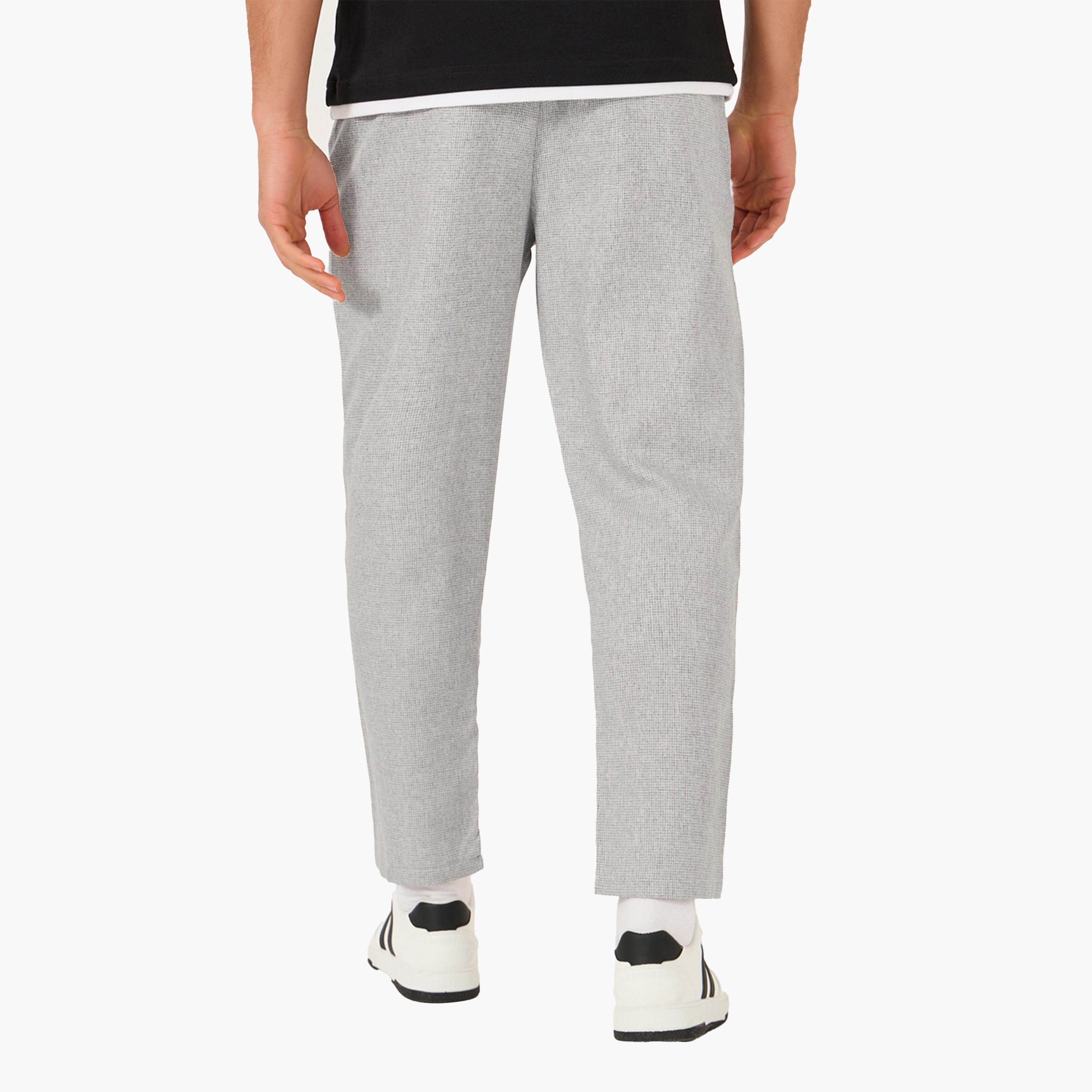 Styli Solid Drawstring Waist Relaxed Fit Pants-men-clothing-bottoms-trousersandchinos-trousers-image-4