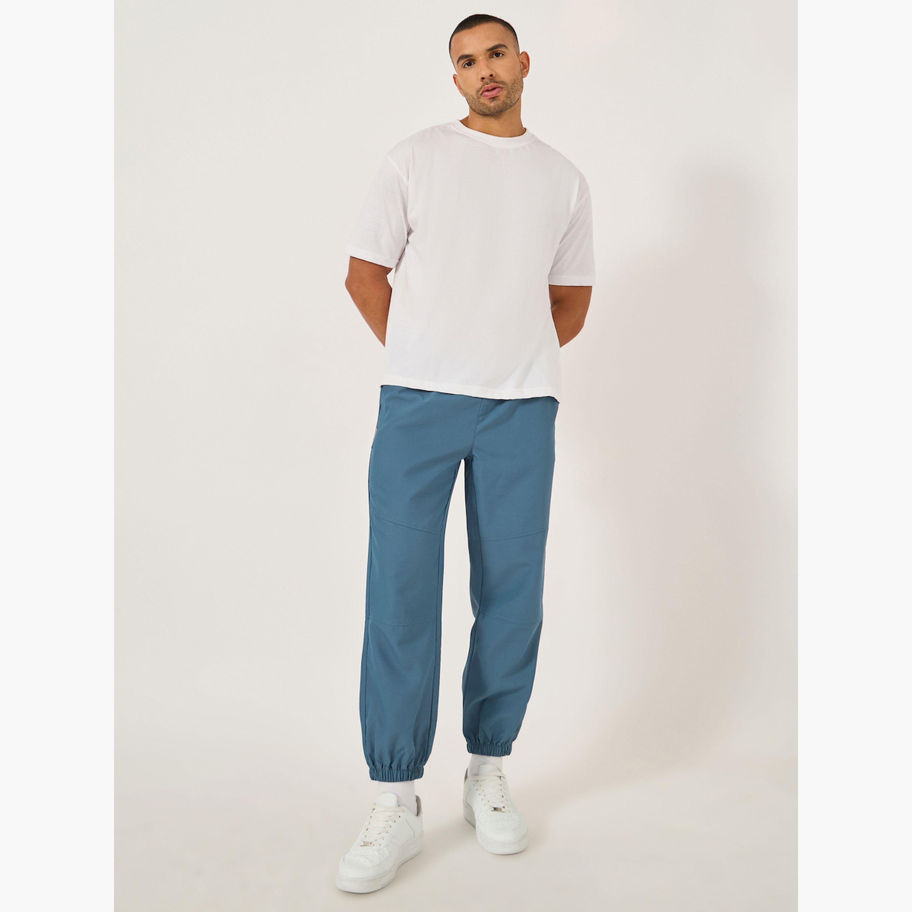 ستايلي - بنطال رياضي سادة بقصة مريحة مع رباط خصر-men-clothing-bottoms-joggers-image-2