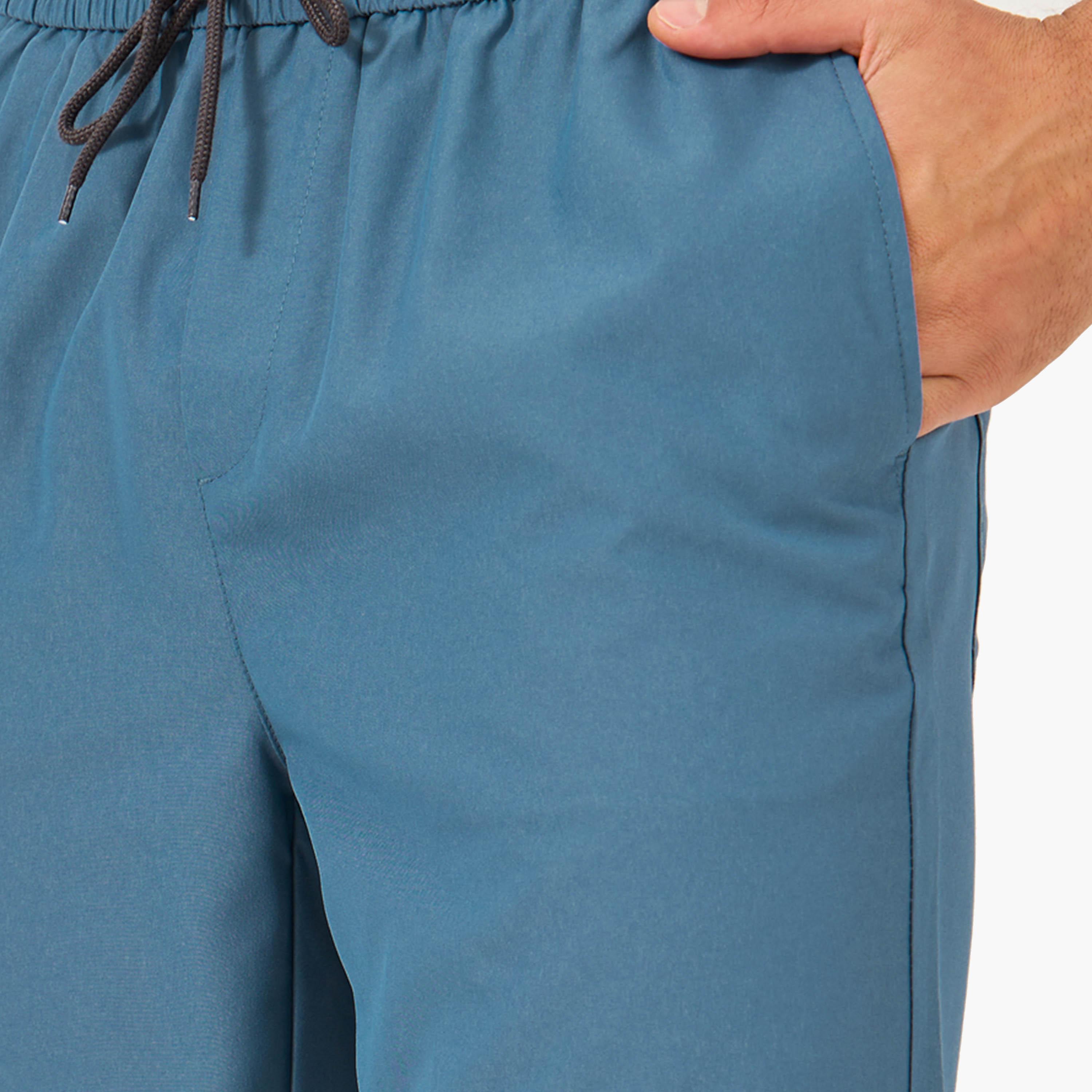 ستايلي - بنطال رياضي سادة بقصة مريحة مع رباط خصر-men-clothing-bottoms-joggers-image-3