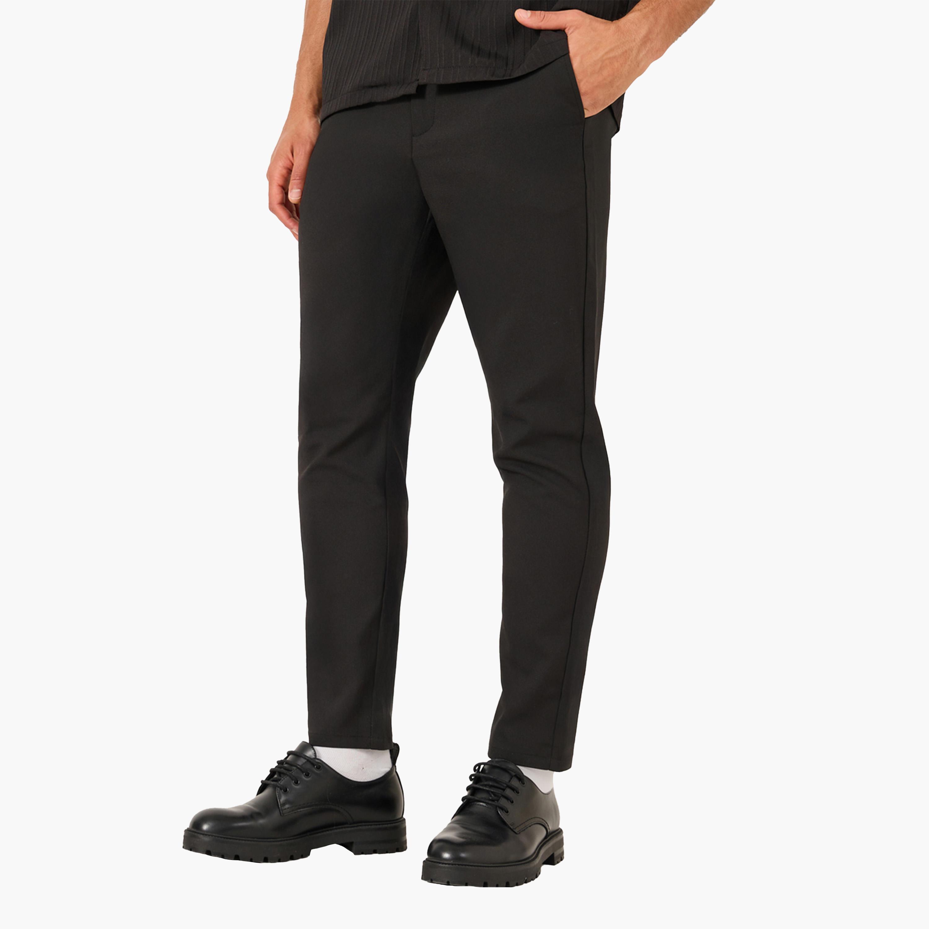 ستايلي - بنطال سادة بجيوب مائلة وقصة مدببة-men-clothing-bottoms-trousersandchinos-trousers-image-3
