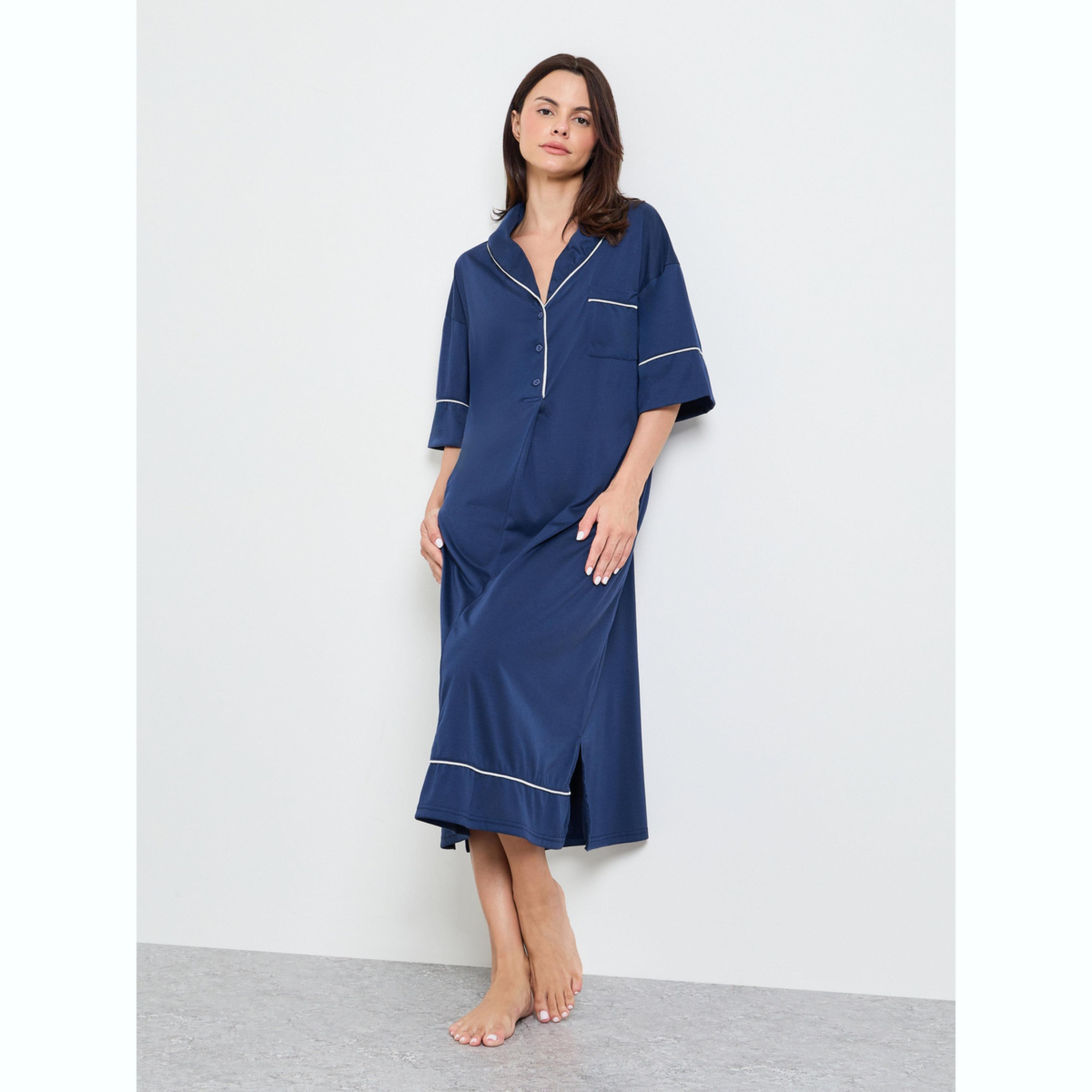 قميص نوم بفتحة أزرار نصفية وتفاصيل أشرطة مباينة-women-clothing-nightwear-nighties-image-1