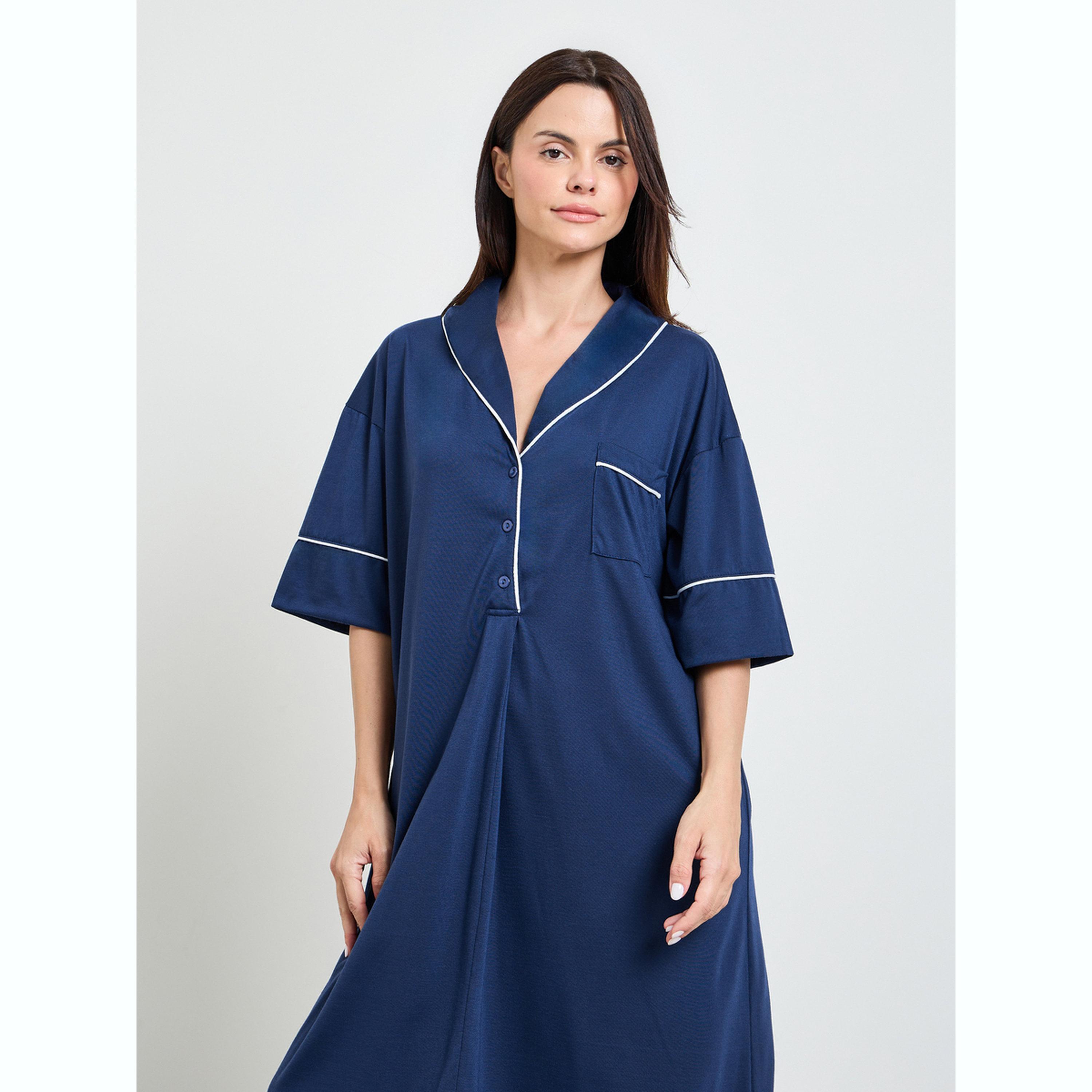 قميص نوم بفتحة أزرار نصفية وتفاصيل أشرطة مباينة-women-clothing-nightwear-nighties-image-2