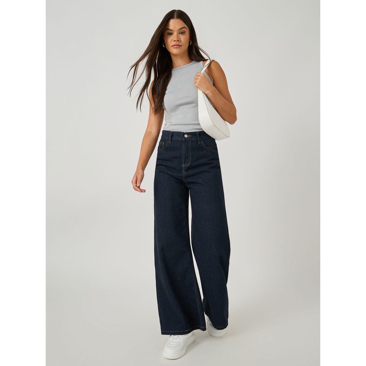 بلوزة سادة بلا أكمام مع ياقة دائرية-women-clothing-tshirts-image-2