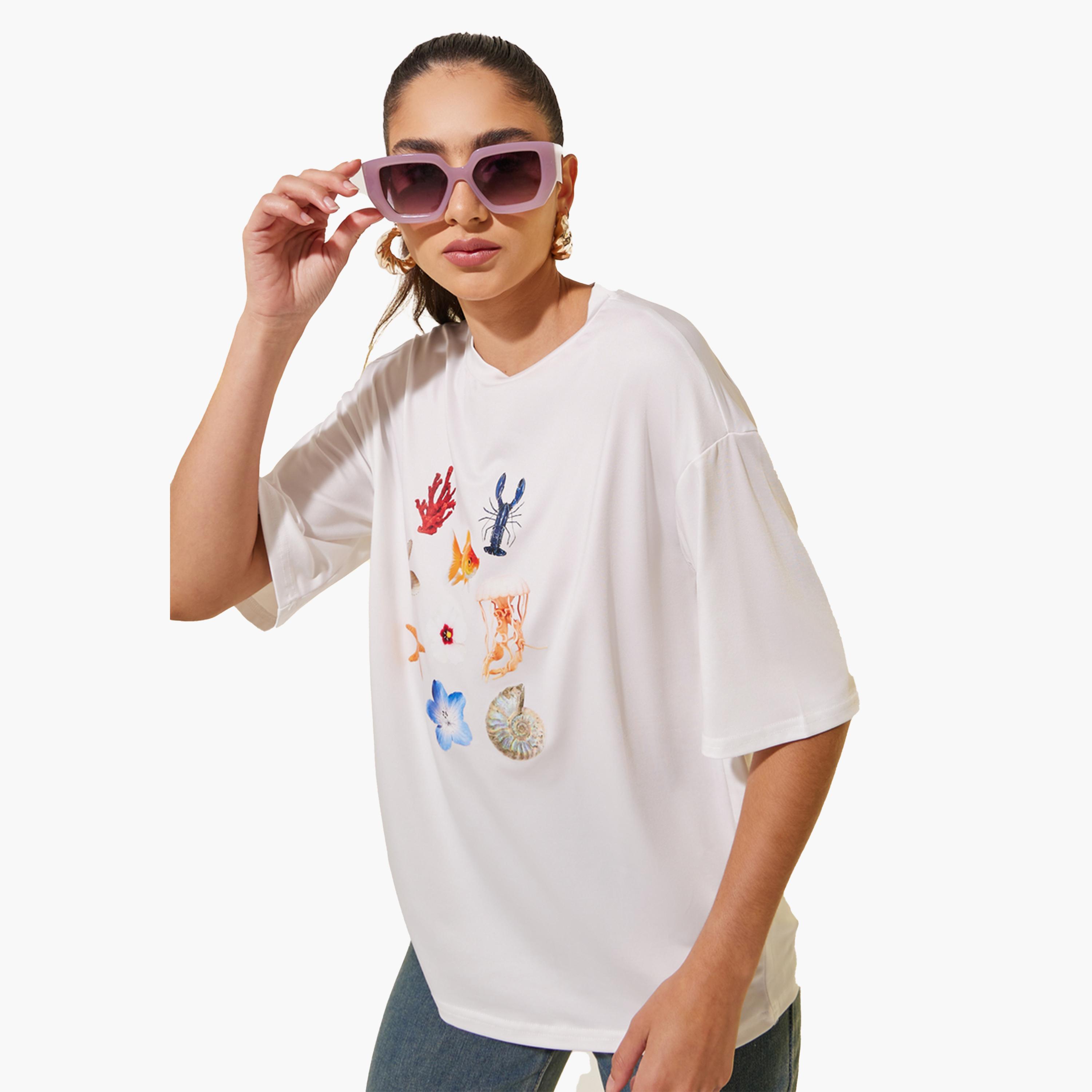 Styli Graphic Print Short Sleeve Oversized T-Shirt-women-clothing-tshirts-image-1