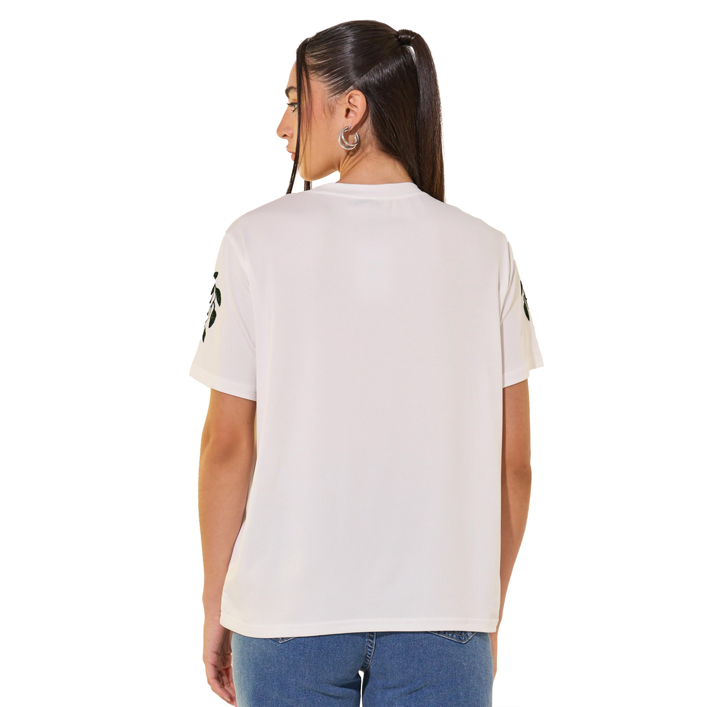 ستايلي -  تي شيرت برقبة دائرية وأكمام مطرزة-women-clothing-tshirts-image-4