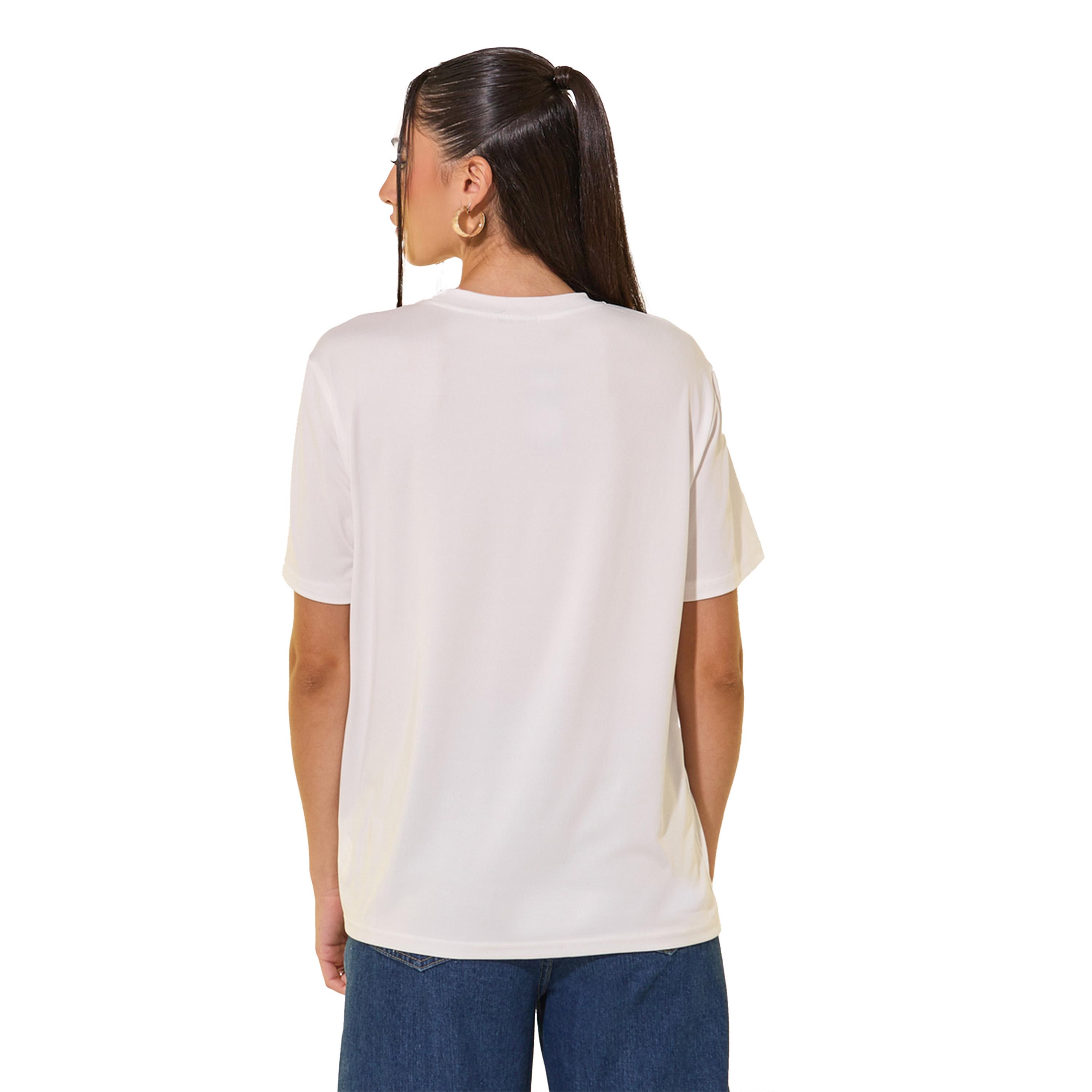 ستايلي -  تي شيرت نسائي أبيض بقصة عادية وياقة مستديرة وطبعة شعار-women-clothing-tshirts-image-5