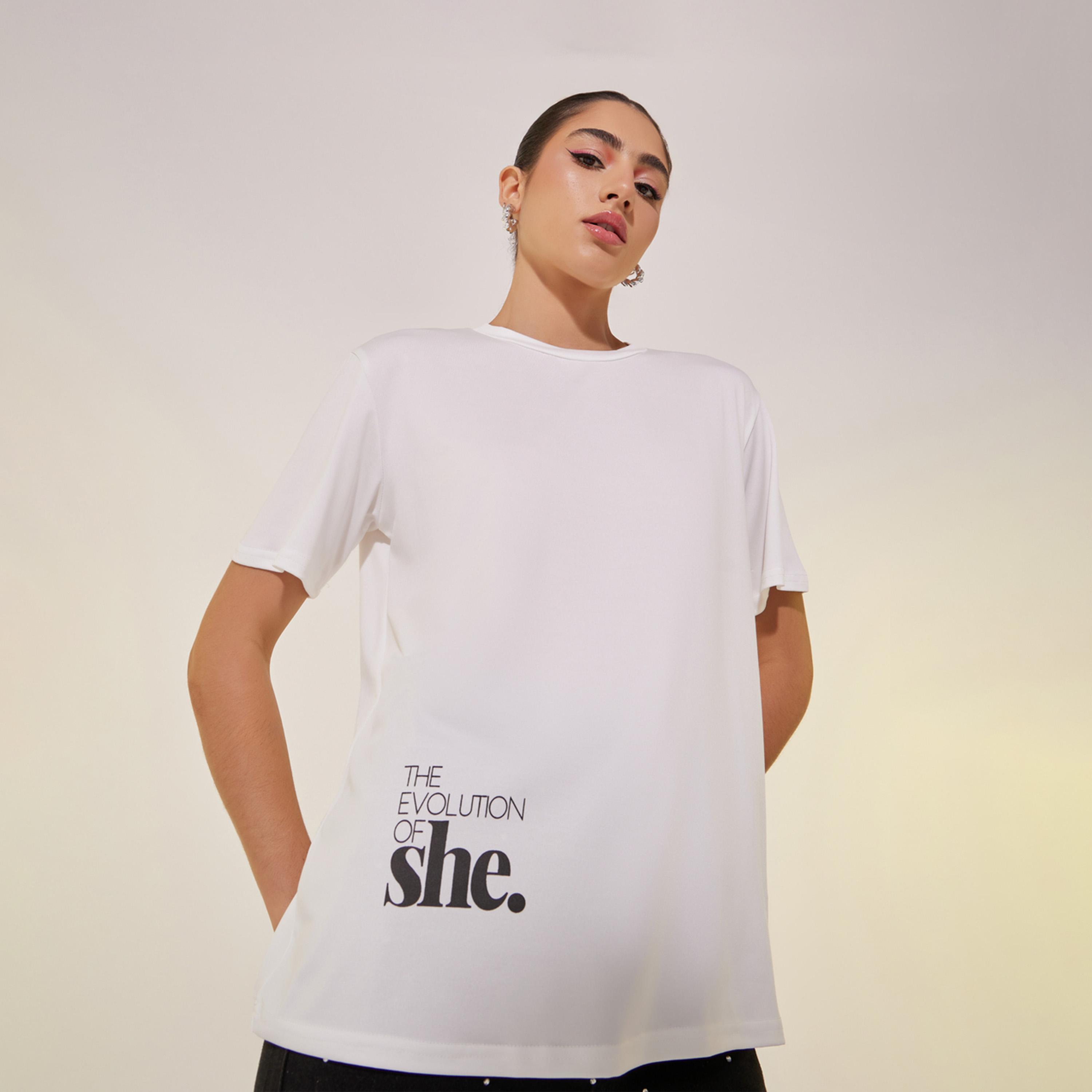 ستايلي - تي شيرت بطبعة شعار ورقبة دائرية-women-clothing-tshirts-image-1