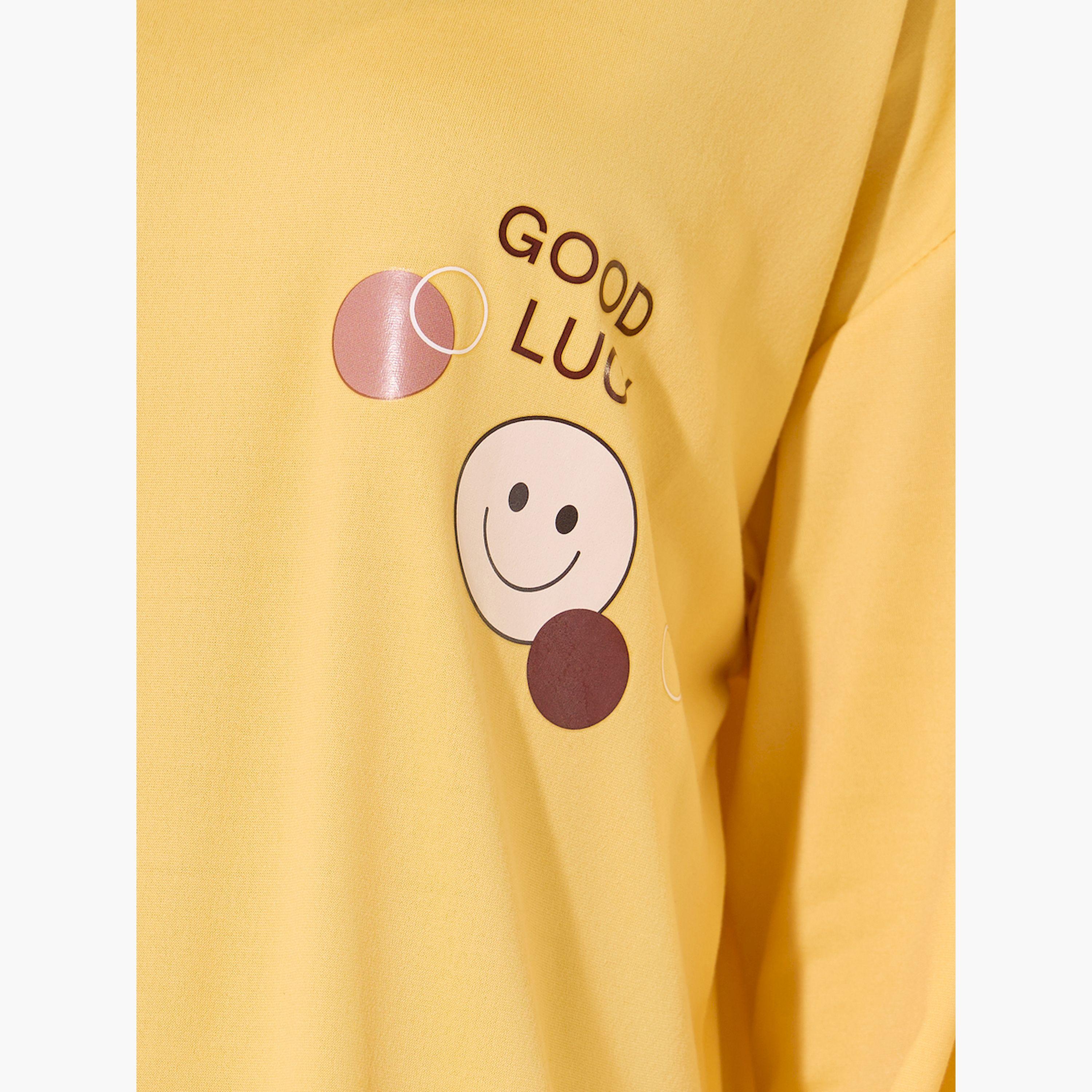 Styli Graphic Print T-Shirt and Printed Pyjama Set-women-clothing-nightwear-pyjamas-longsets-image-4