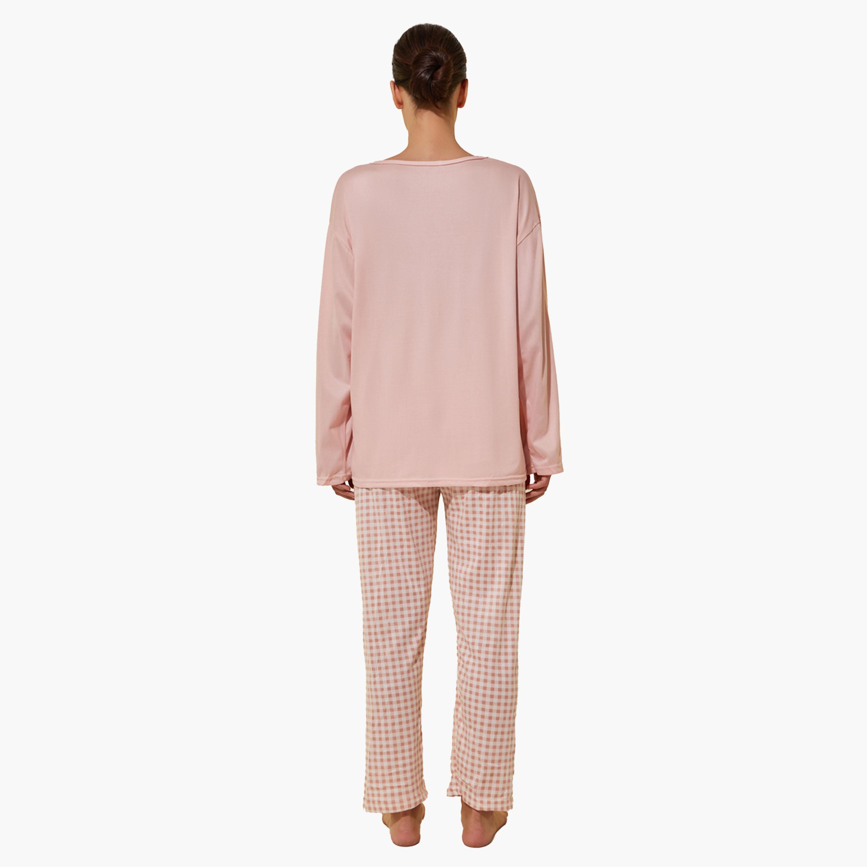 Styli Graphic Print T-Shirt and Checked Pyjama Set-women-clothing-nightwear-pyjamas-longsets-image-6
