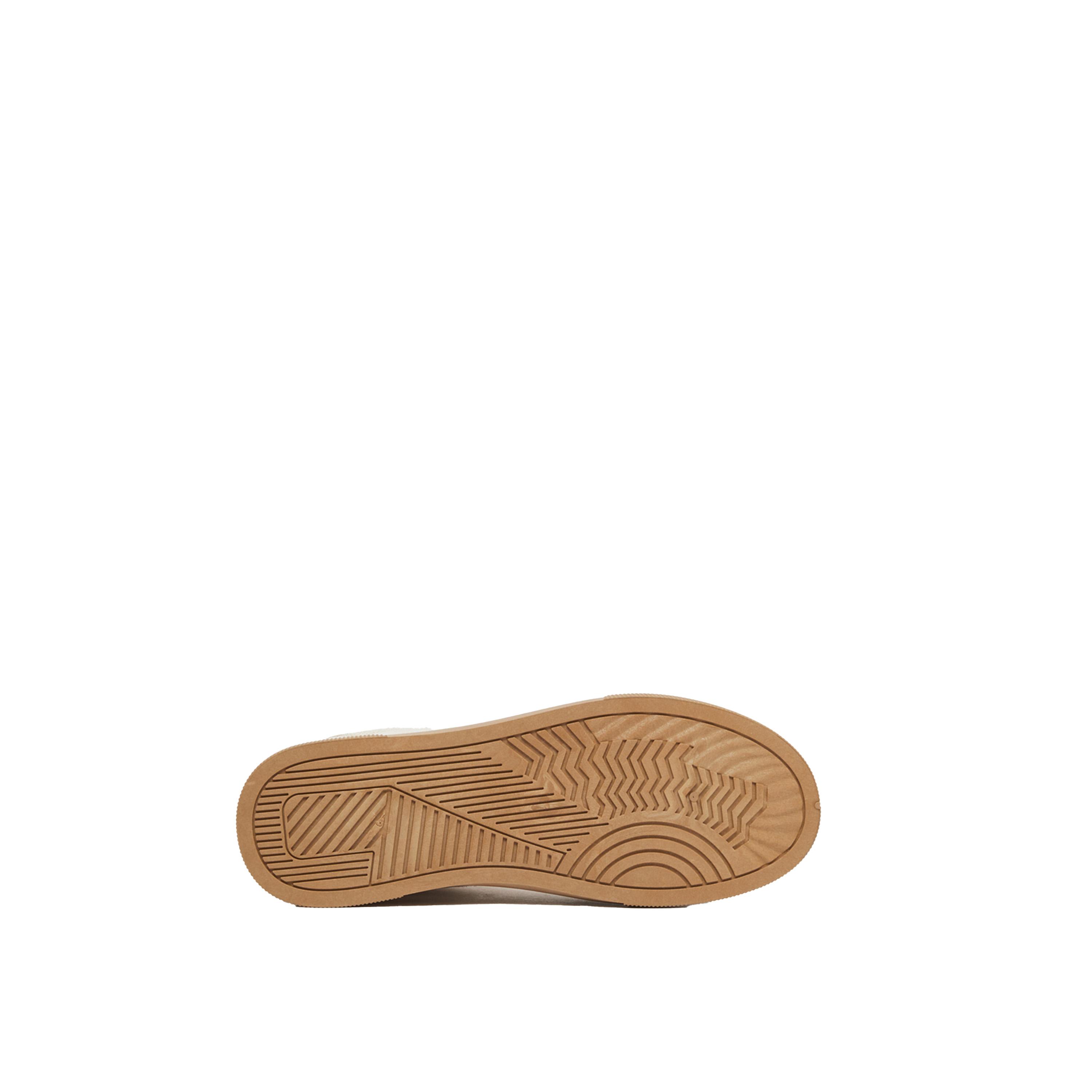 ستايلي - حذاء رياضي سادة بمقدمة مستديرة ورباط-women-shoes-sneakers-image-6