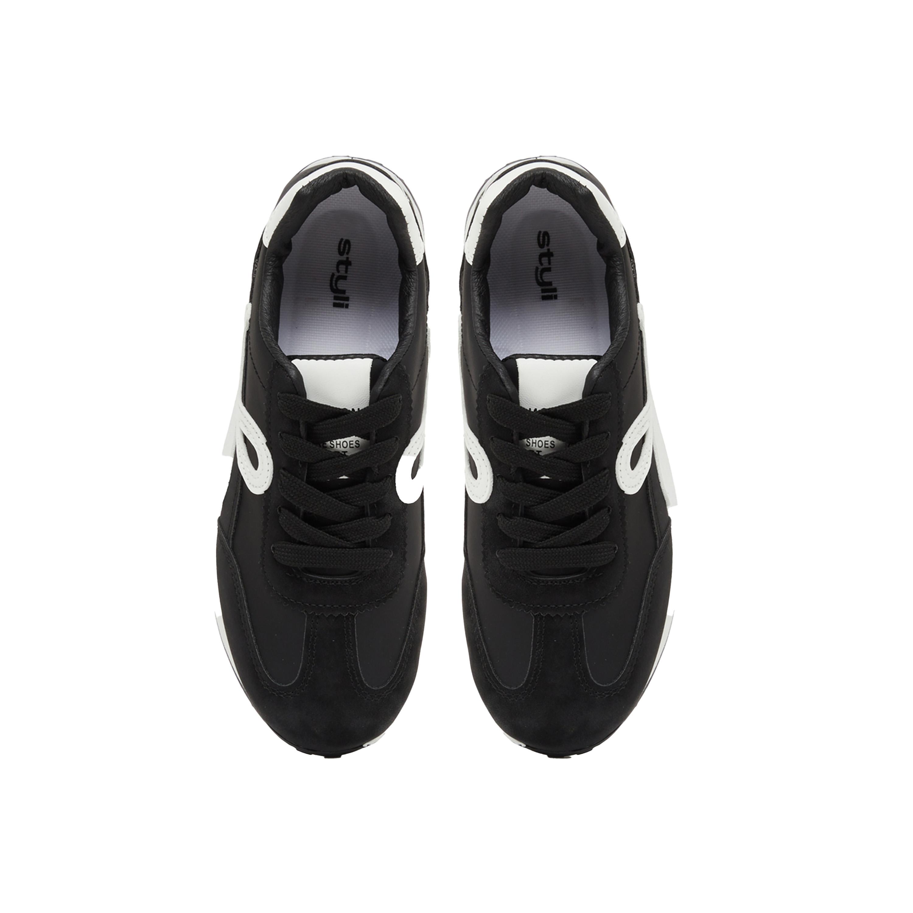 ستايلي- حذاء رياضي ريترو مُصمم بألواح-women-shoes-sneakers-image-5