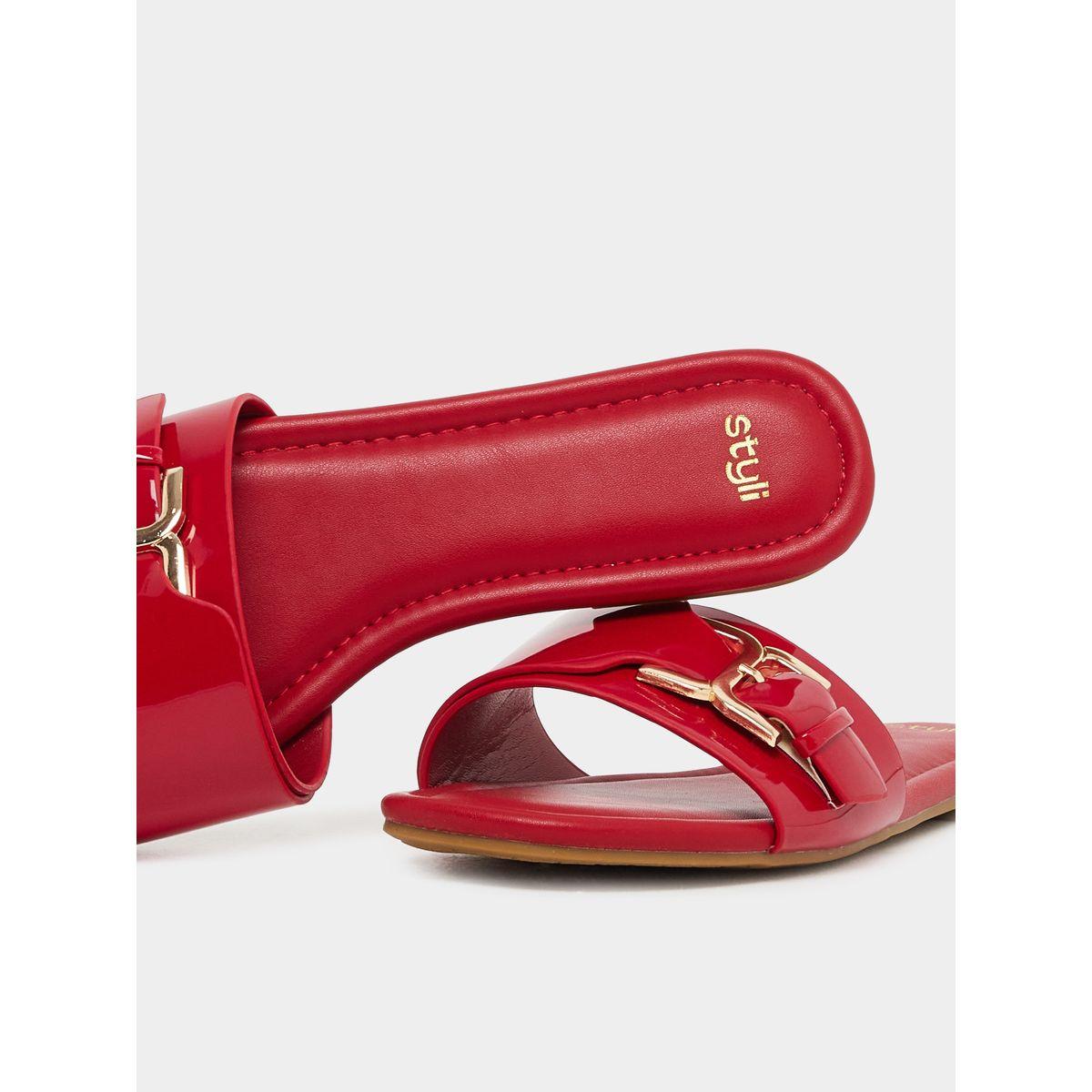Styli Patent Design Buckle Detail Flat Sandals-women-shoes-sandals-flats-image-3