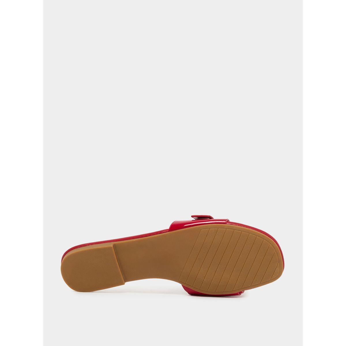 Styli Patent Design Buckle Detail Flat Sandals-women-shoes-sandals-flats-image-6
