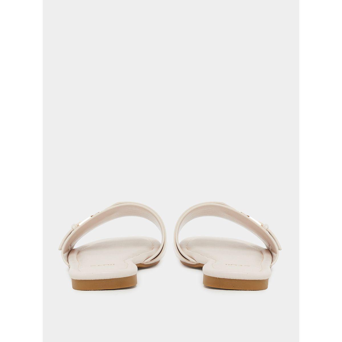 Styli Patent Design Buckle Detail Flat Sandals-women-shoes-sandals-flats-image-4