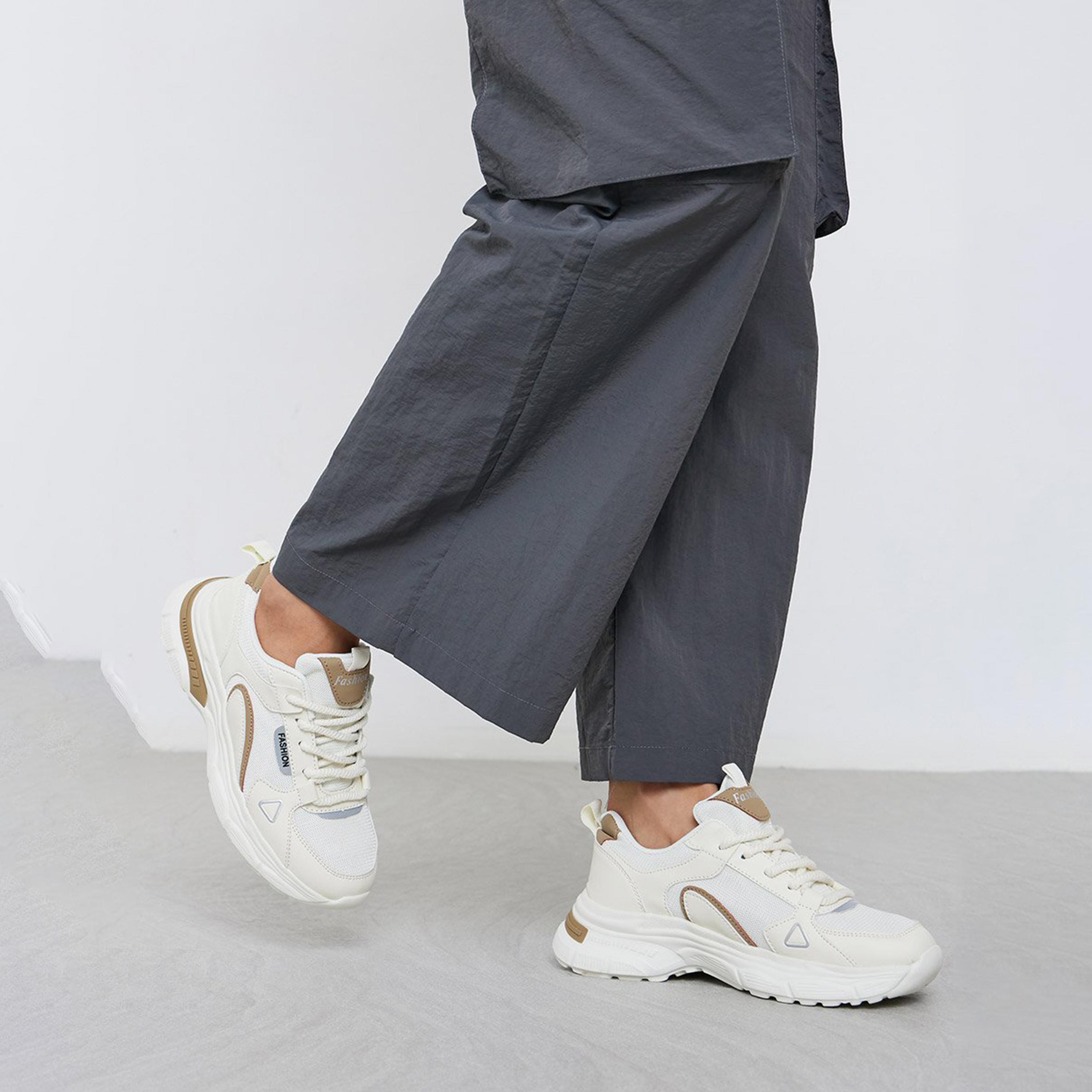 ستايلي - حذاء رياضي ملون برباط مع لسان سحب خلفي-women-shoes-sneakers-image-2