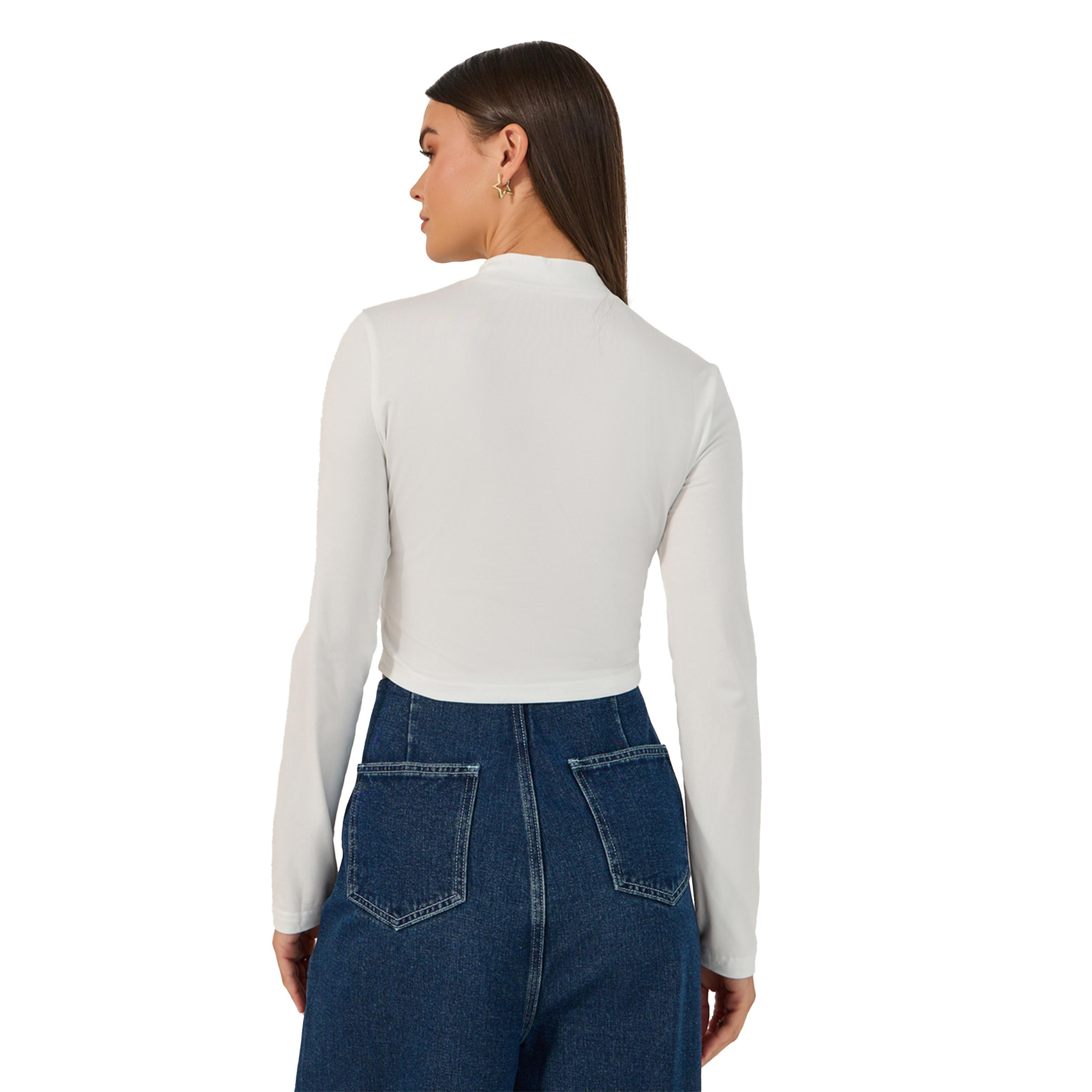 ستايلي - بلوزة قصيرة بأكمام طويلة بطبعة بفراشة-women-clothing-tshirts-image-4