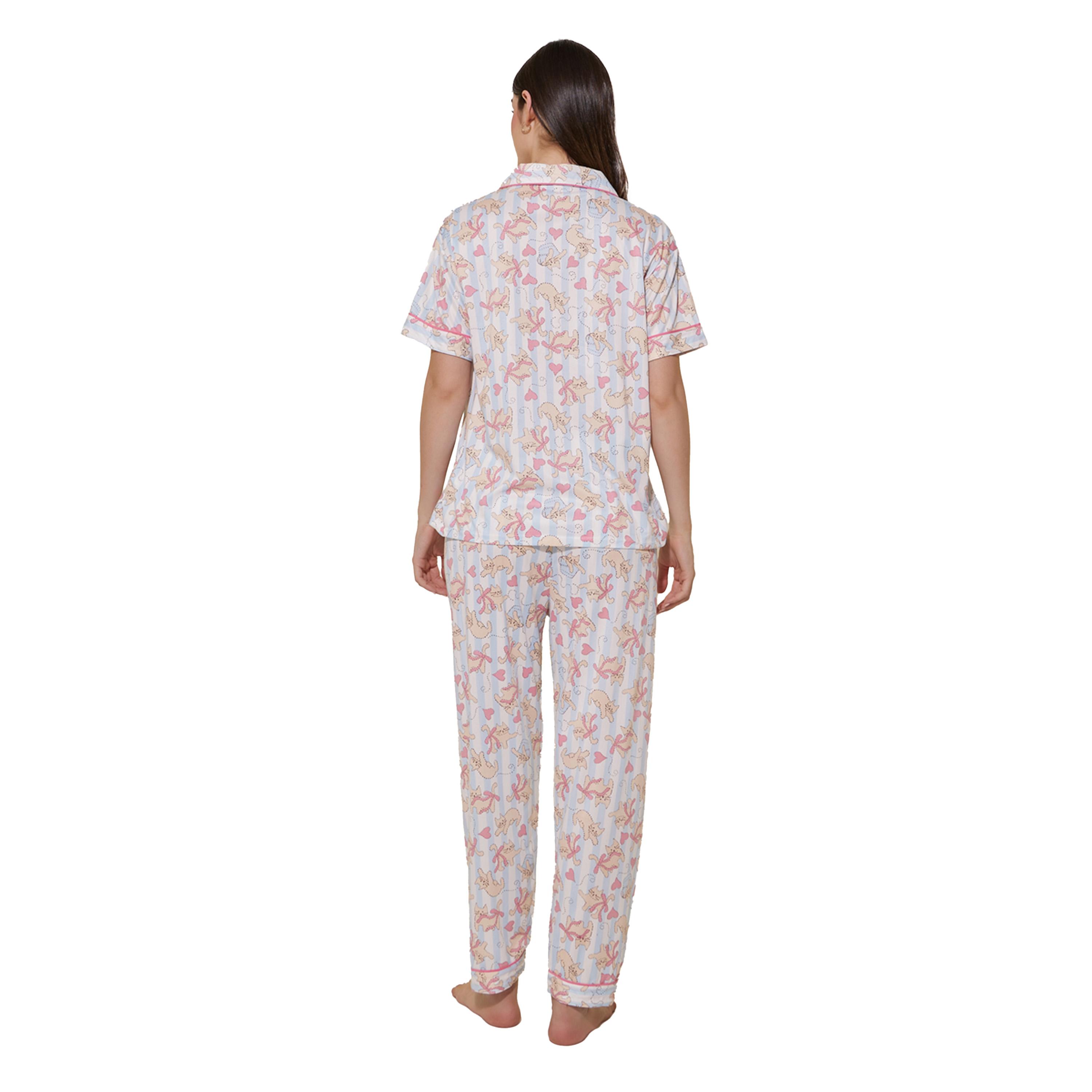 ستايلي - طقم بنطال بيجامة مع قميص وشورت بأكمام قصيرة بطبعة قطة-women-clothing-nightwear-pyjamas-longsets-image-5