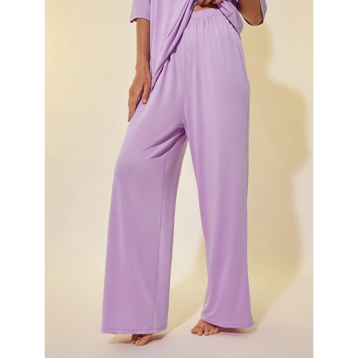 طقم بيجاما من بنطال وتيشيرت فضفاض بطبعة جرافيك-women-clothing-nightwear-pyjamas-longsets-image-4