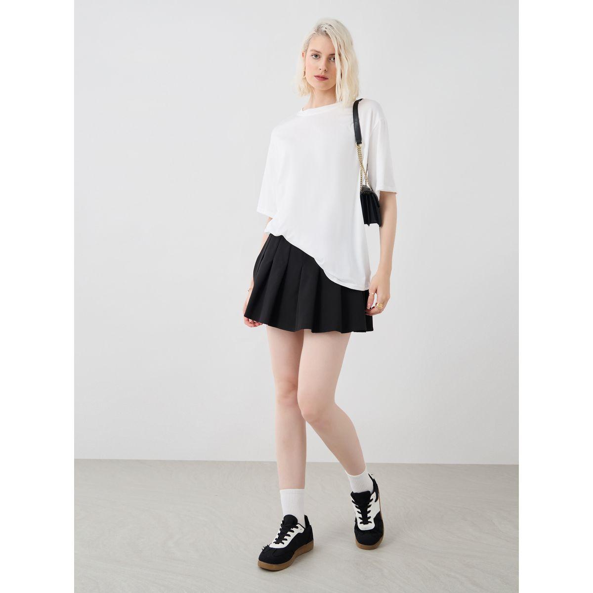تيشيرت فضفاض بطبعة كتابة وياقة دائرية-women-clothing-tshirts-image-3
