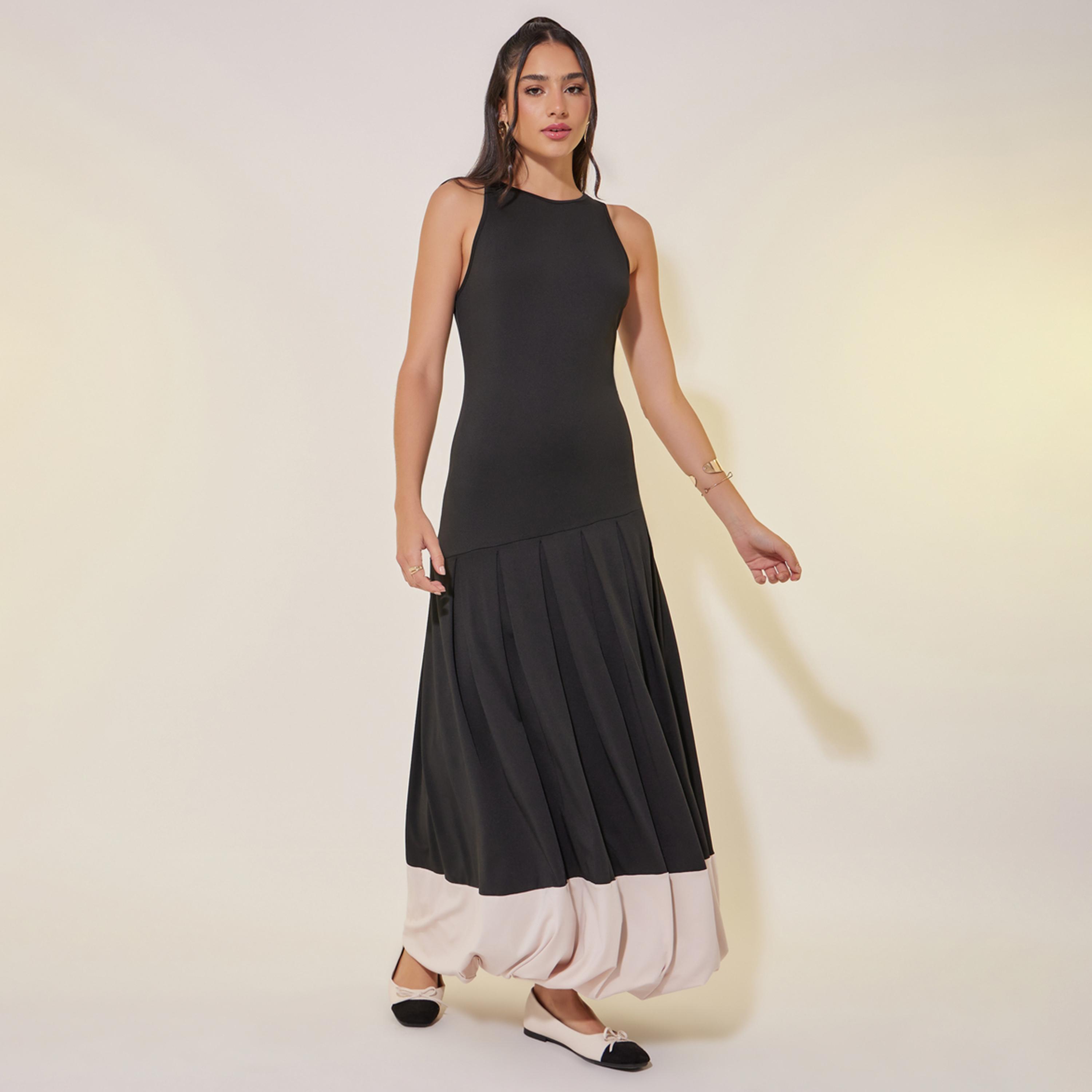 ستايلي - فستان ماكسي سادة بدون أكمام وحافة منفوخة-women-clothing-dresses-image-1