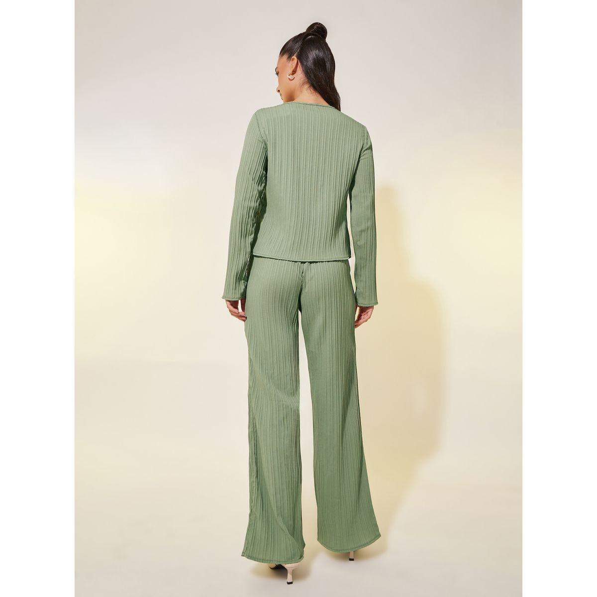 طقم منسق من بنطال وبلوزة بتفاصيل بارزة الملمس-women-clothing-coordsets-image-6