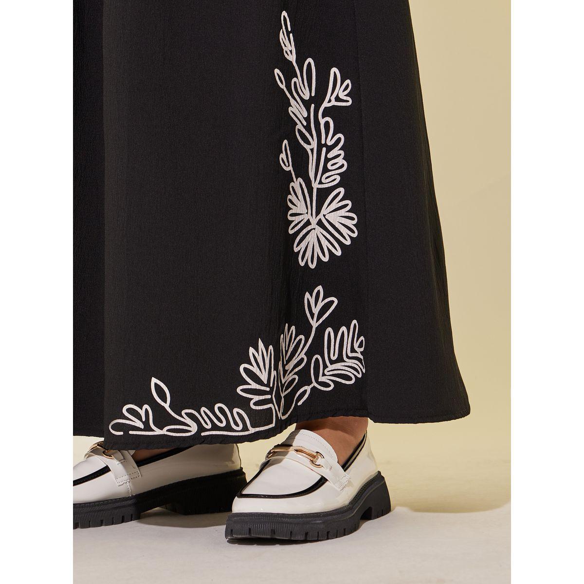 Styli Hem Graphic Print A-Line Maxi Skirt-women-clothing-bottoms-skirts-image-3