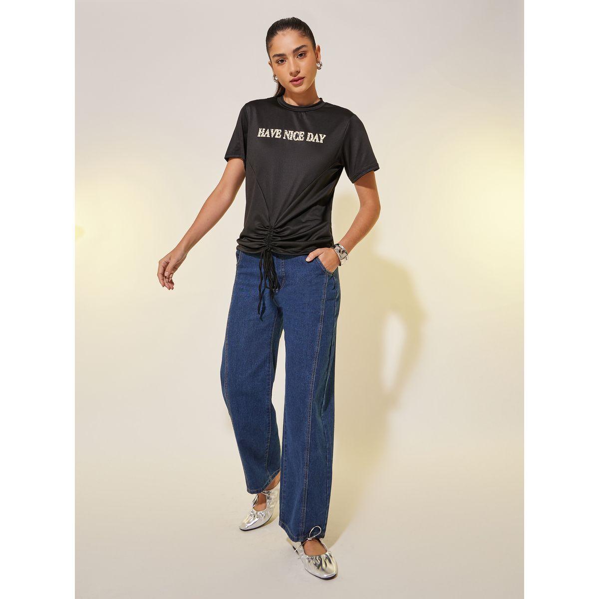 تيشيرت بقصة عادية وطبعة كتابة مع تفاصيل مزمومة-women-clothing-tshirts-image-3