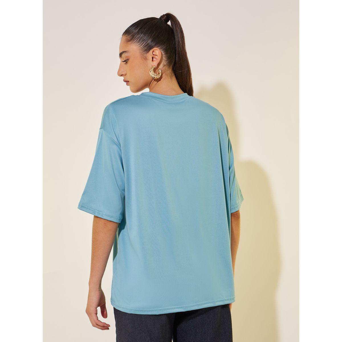 تيشيرت بقصة عادية وياقة دائرية مع طبعة كتابة-women-clothing-tshirts-image-5