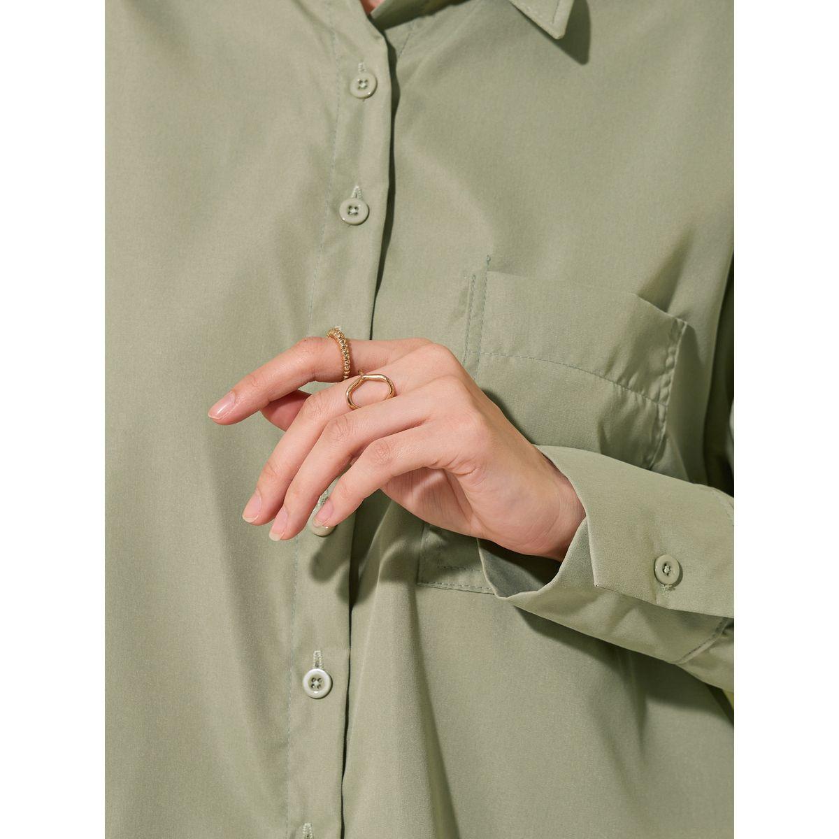 Styli Solid Spread Collar Oversized Shirt-women-clothing-shirtsandblouses-shirts-image-3