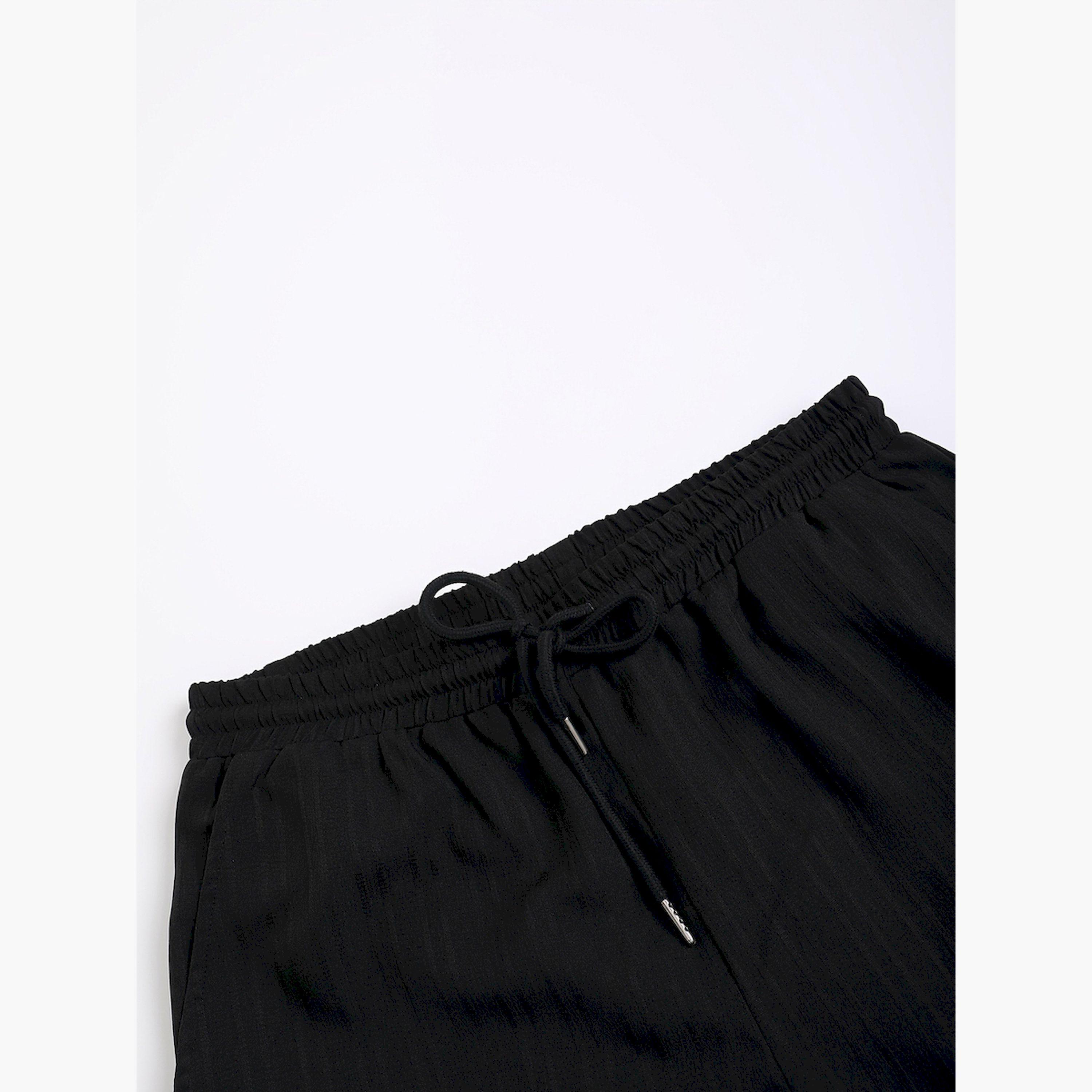 طقم منسق من شورت وبلوزة بأكمام قصيرة-men-clothing-coordsets-image-5