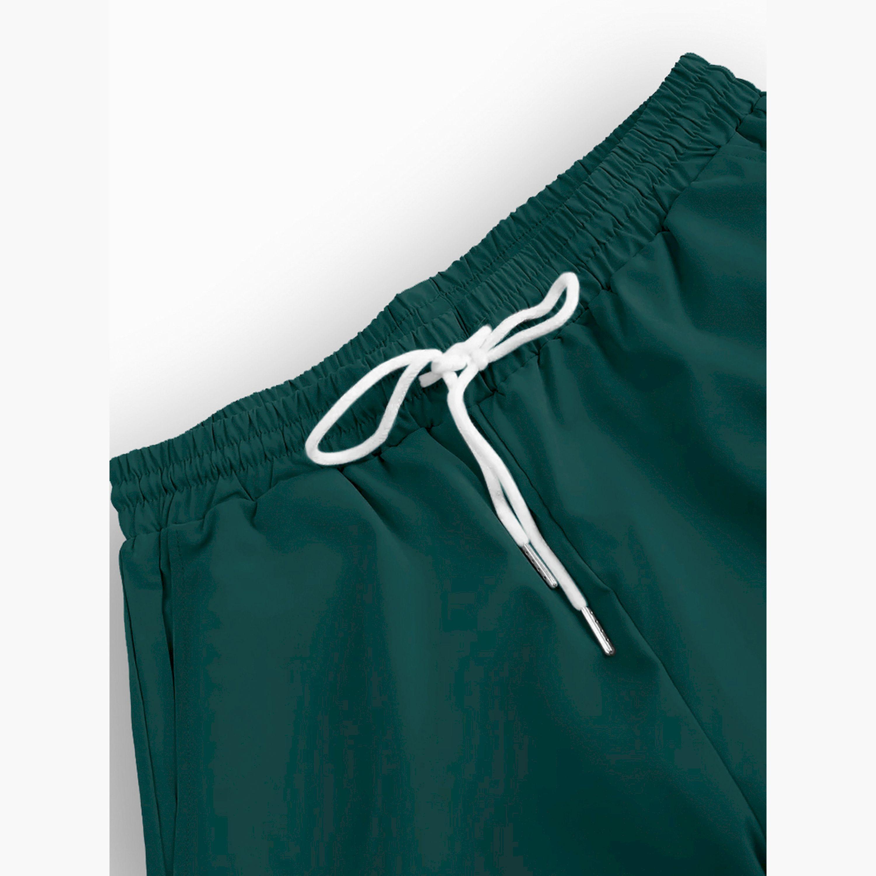 طقم منسق من بنطال وبلوزة سادة بياقة سبريد-men-clothing-coordsets-image-2