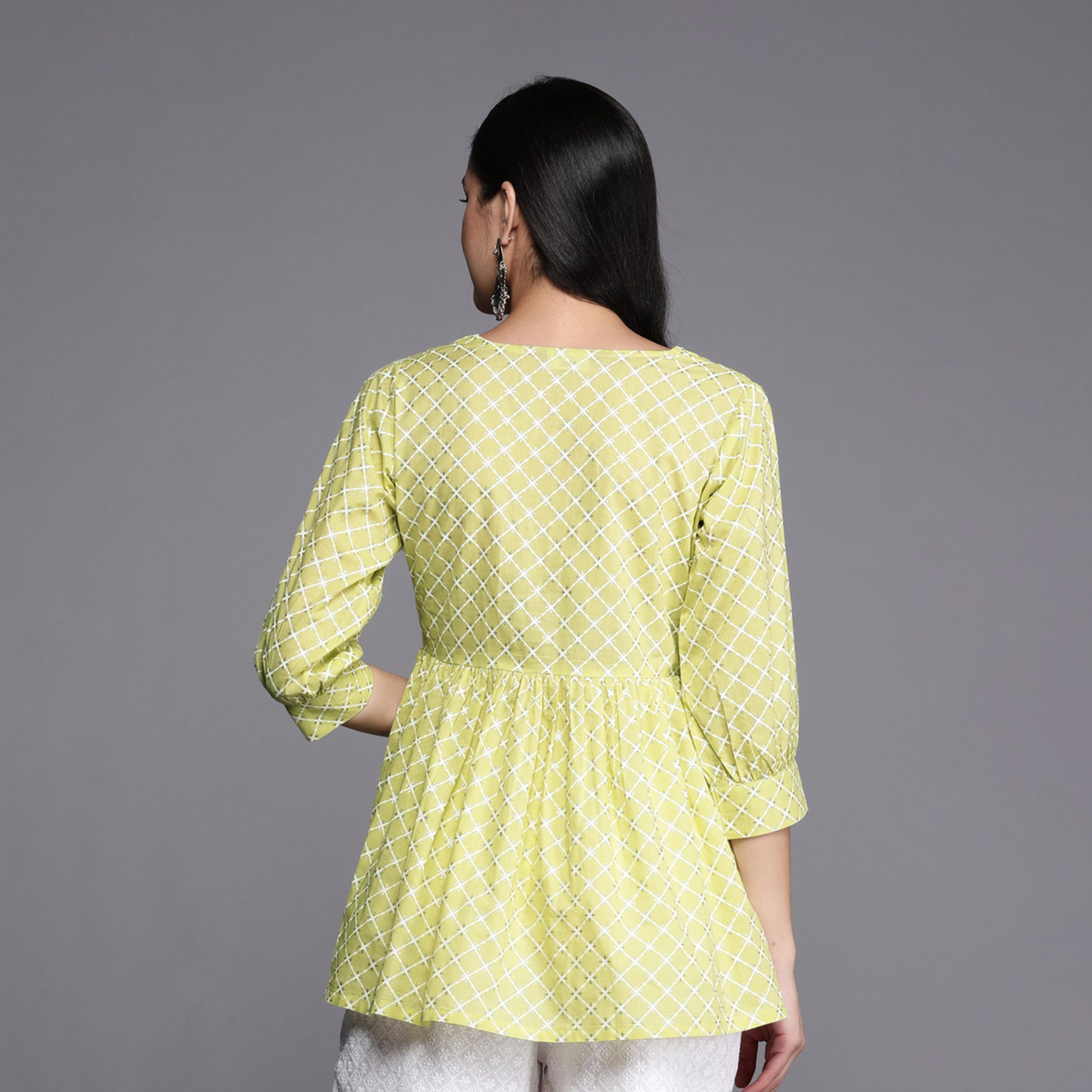 Libas X Styli Green cotton a-line printed kurti-women-clothing-ethnicwear-kurtas-image-3