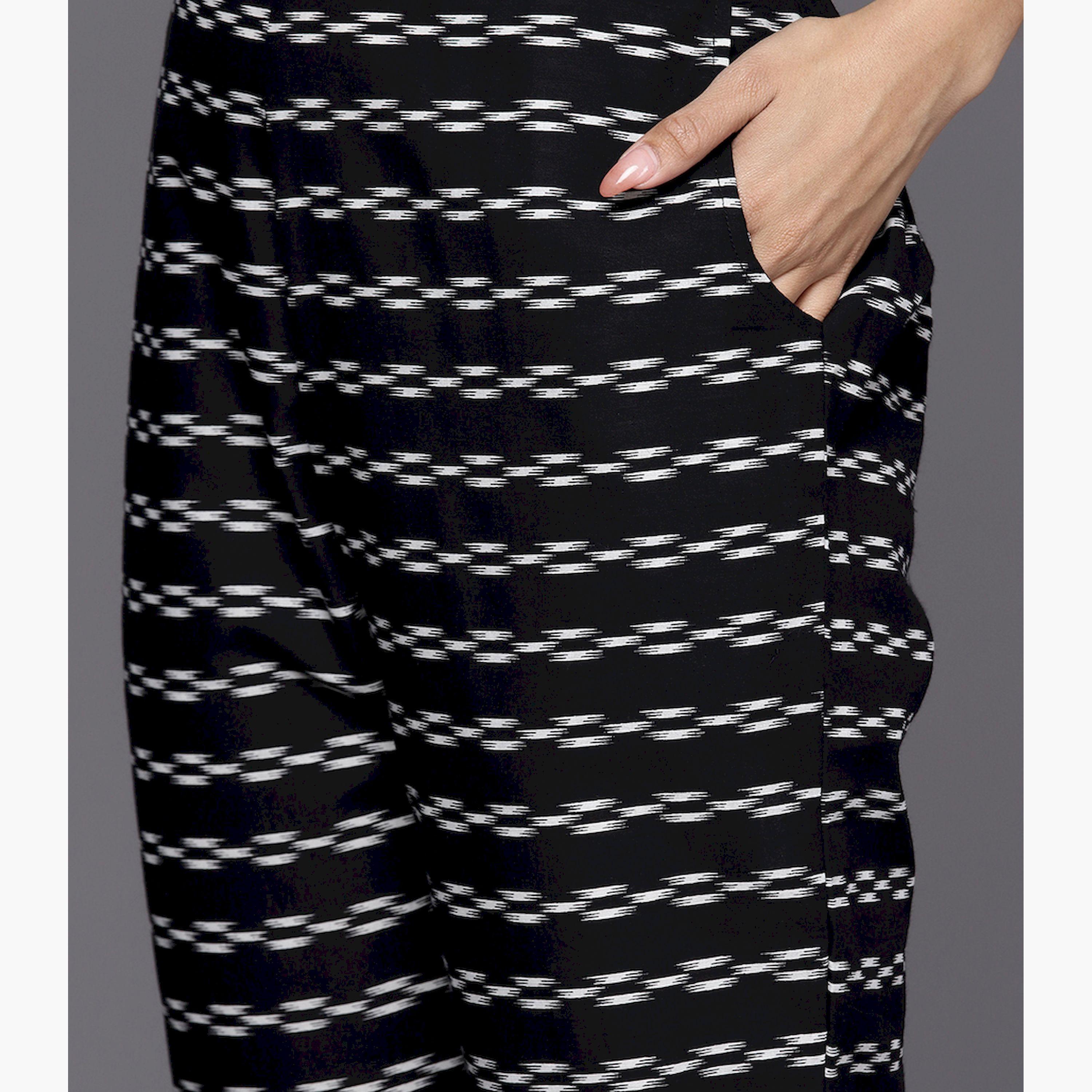ليباس × ستايلي-  كورتا مطبوعة بالكامل بقصة مستقيمة مع بنطال ووشاح دوباتا-women-clothing-ethnicwear-sareesets-image-5