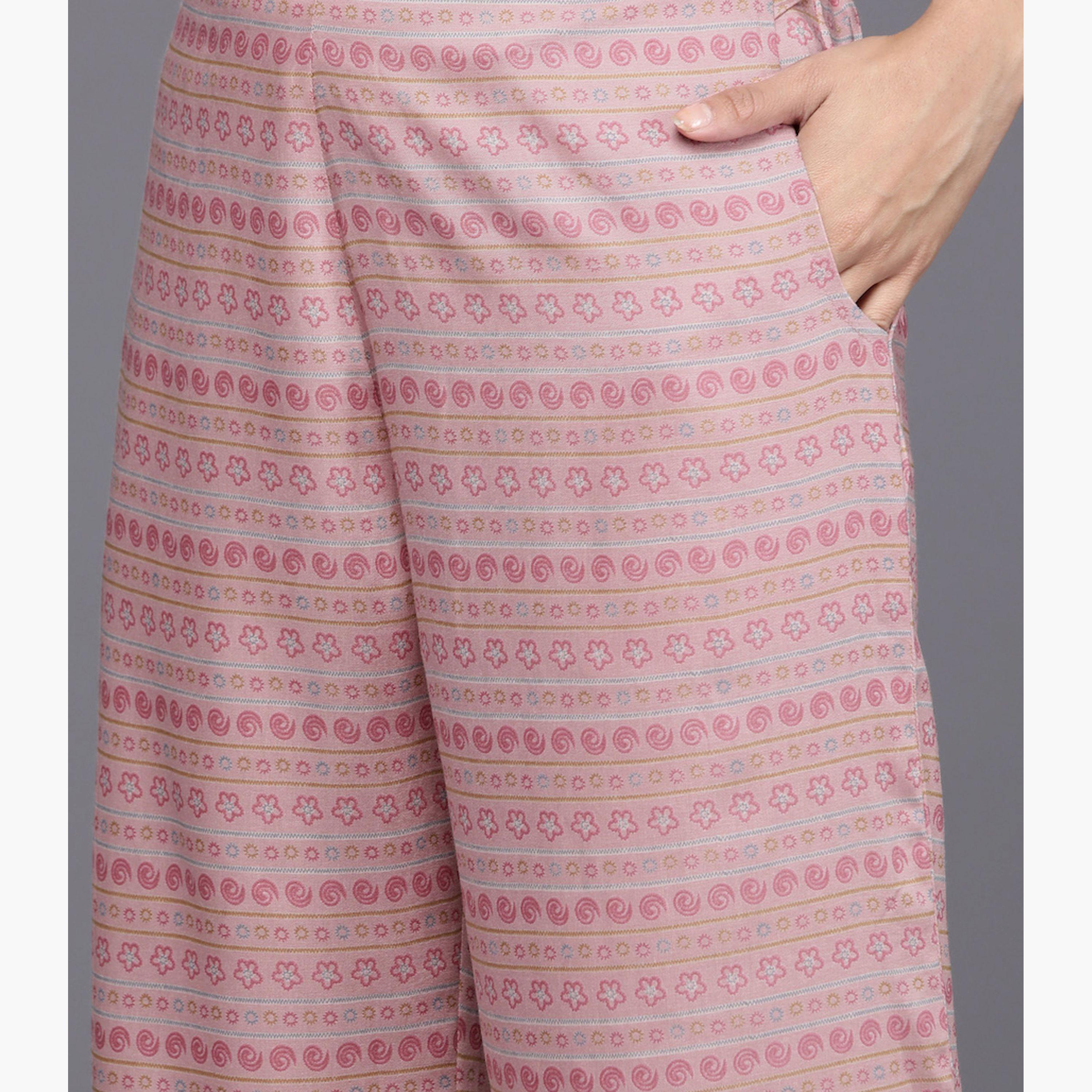 Libas X Styli Printed Kurta with Mid Rise Trousers and Chiffon Printed Dupatta Set-women-clothing-ethnicwear-sareesets-image-5