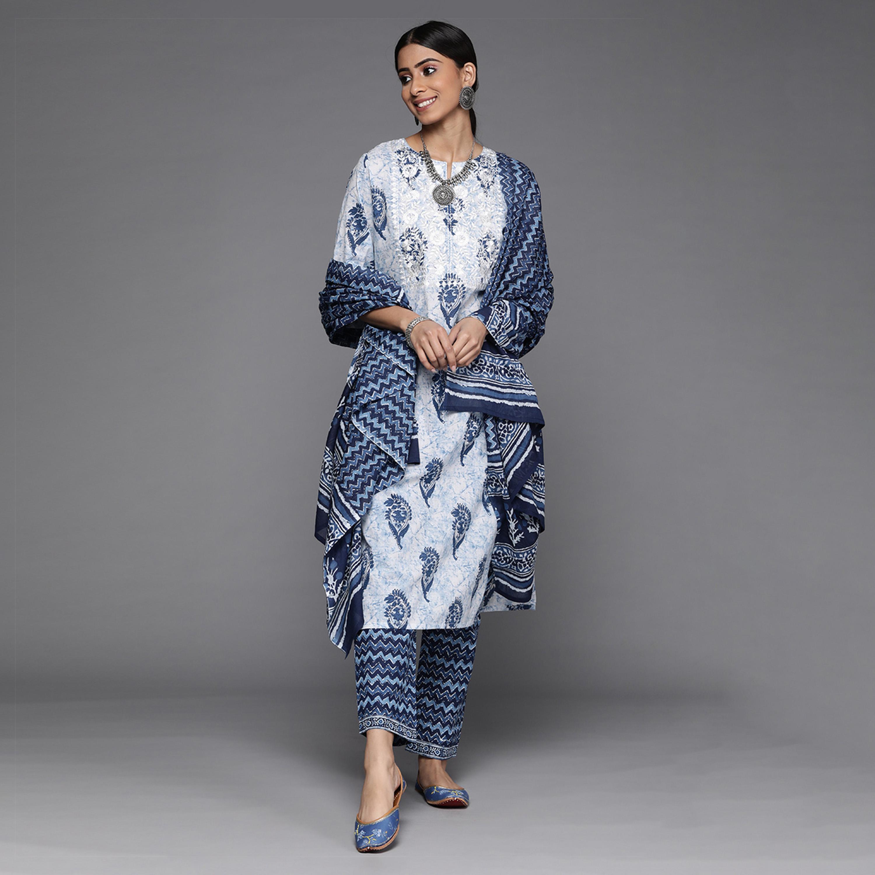 ليباس × ستايلي-  طقم كورتا وبنطال مطبوع بالكامل مع وشاح دوباتا-women-clothing-ethnicwear-sareesets-image-1