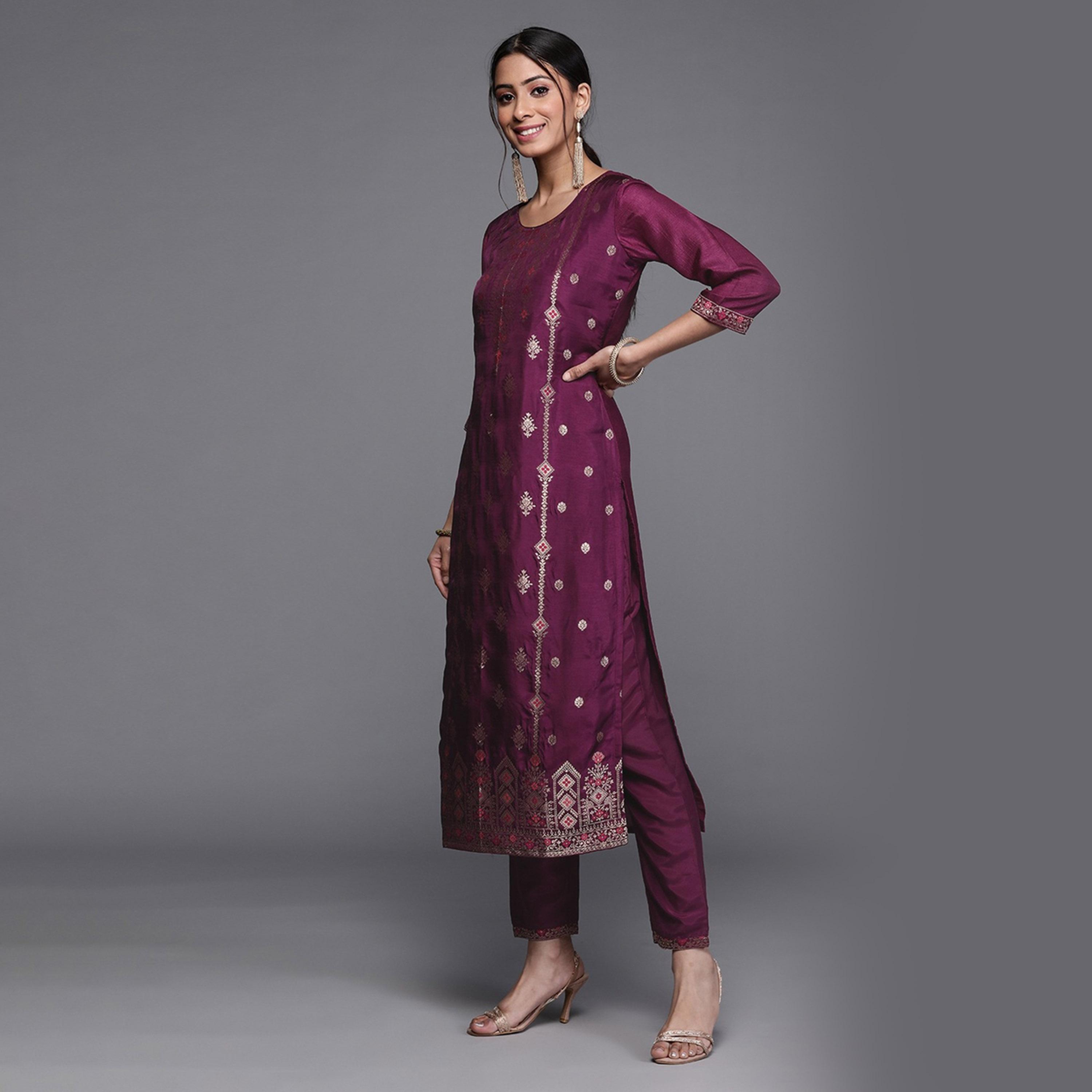 Libas X Styli Silk Zari Work Kurta and Solid Trousers with Chiffon Embellished Dupatta Set-women-clothing-ethnicwear-sareesets-image-3