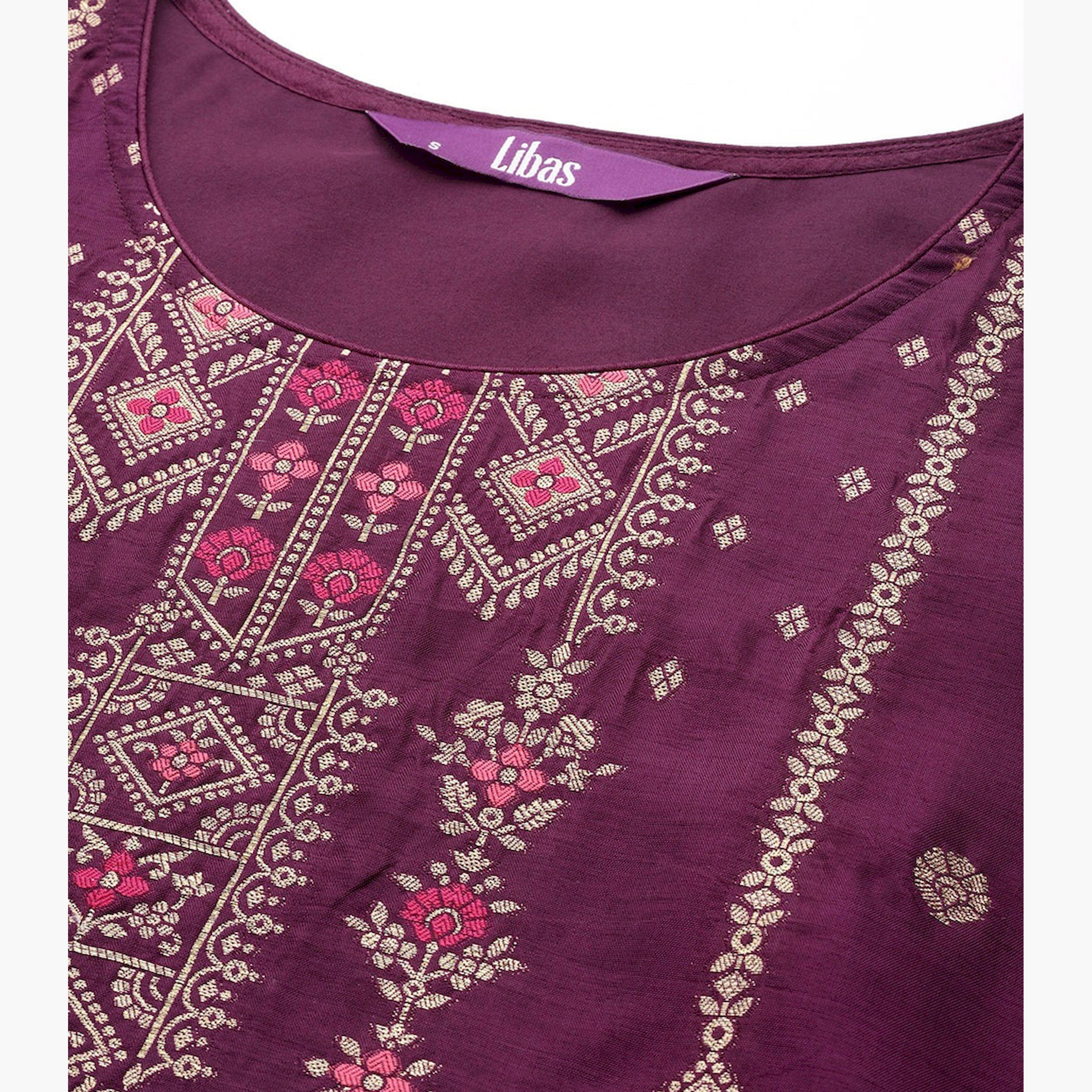 ليباس × ستايلي-  طقم كورتا حريرية زاري وبنطال سادة مع وشاح دوباتا مزين بالشيفون-women-clothing-ethnicwear-sareesets-image-5