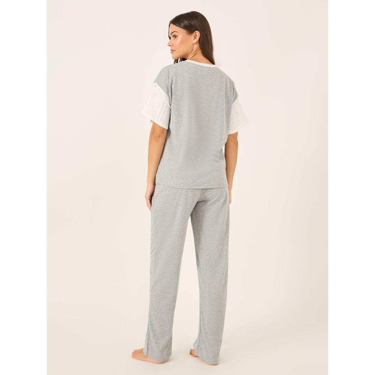 Styli Schiffli Sleeve Round Neck T-Shirt and Pyjama Set-women-clothing-nightwear-pyjamas-longsets-image-5