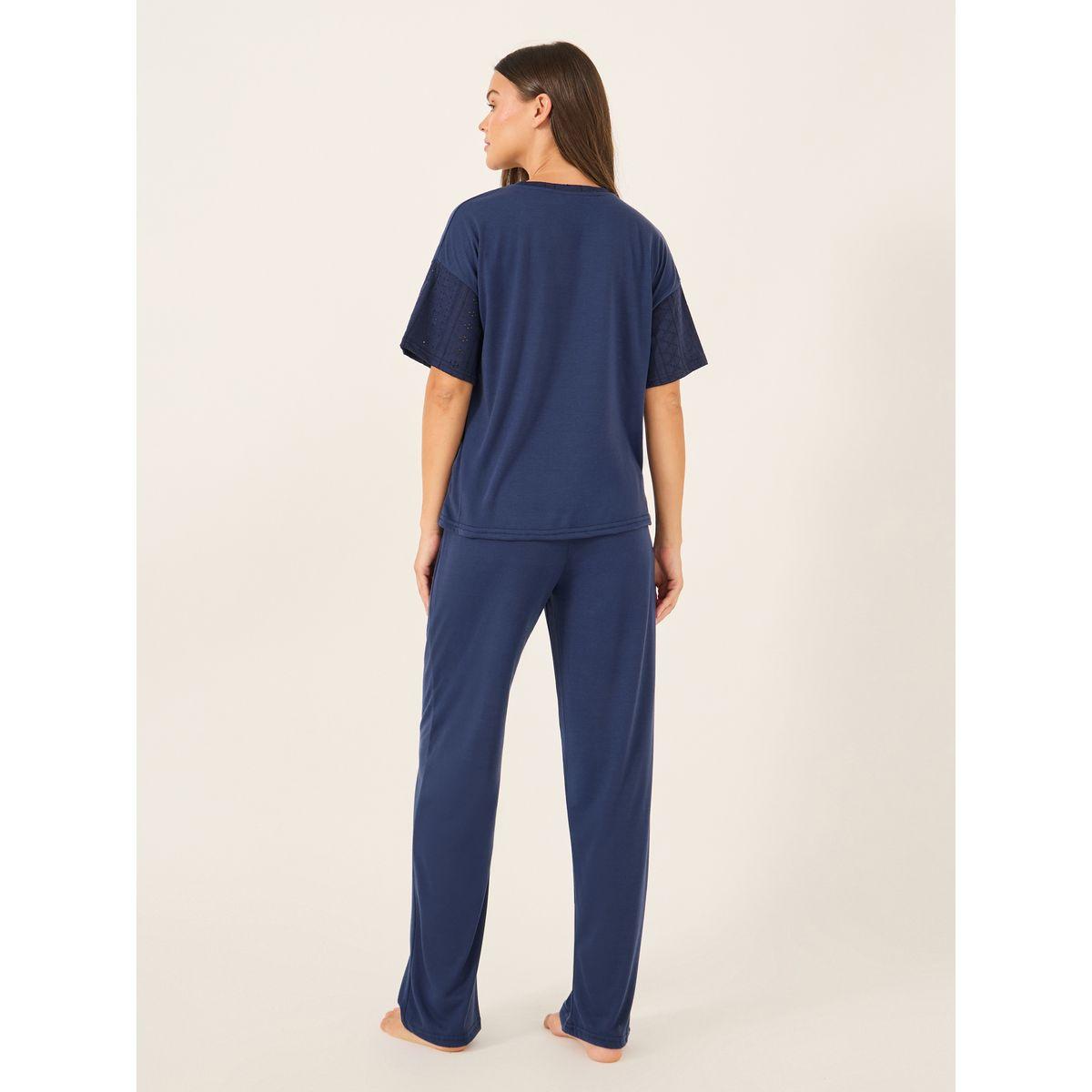 Styli Schiffli Sleeve Round Neck T-Shirt and Pyjama Set-women-clothing-nightwear-pyjamas-longsets-image-5