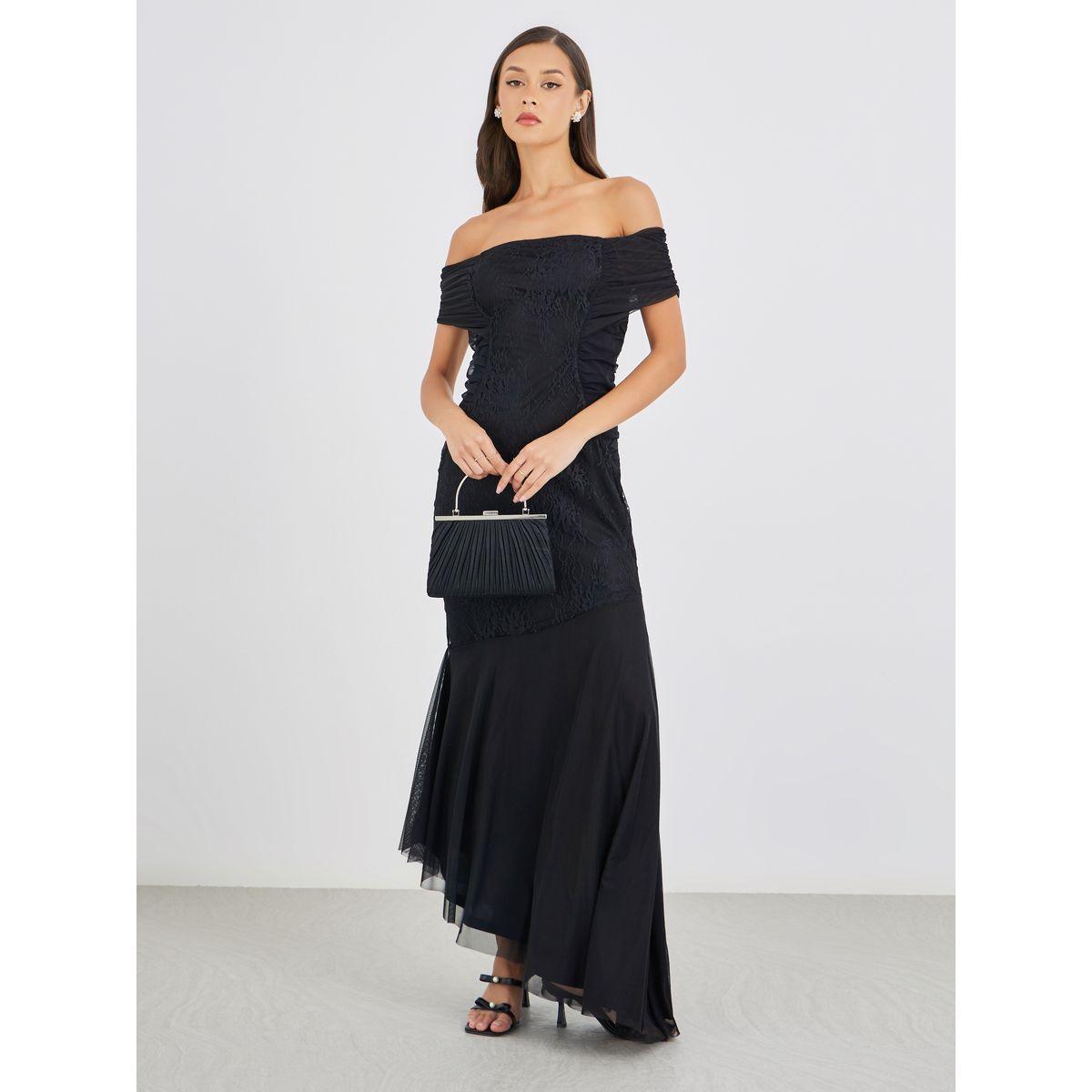 فستان طويل بأكتاف مكشوفة وتفاصيل دانتيل-women-clothing-dresses-image-1