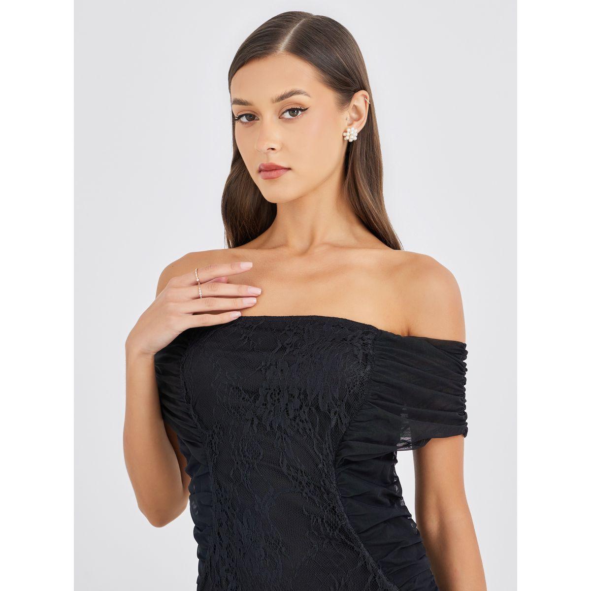 فستان طويل بأكتاف مكشوفة وتفاصيل دانتيل-women-clothing-dresses-image-4